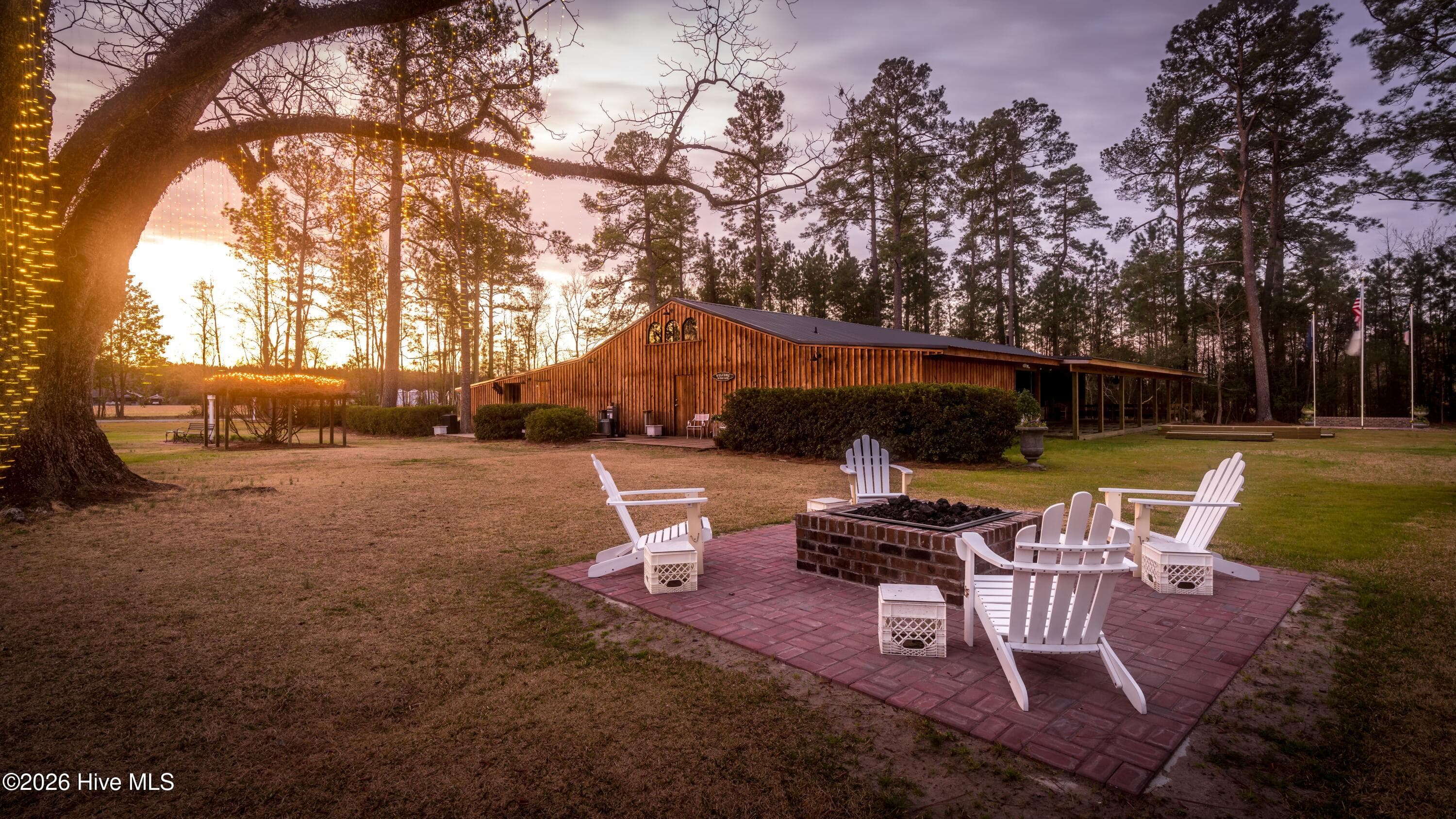 2589 Sidney Cherry Grove Road, Clarendon, NC 28432