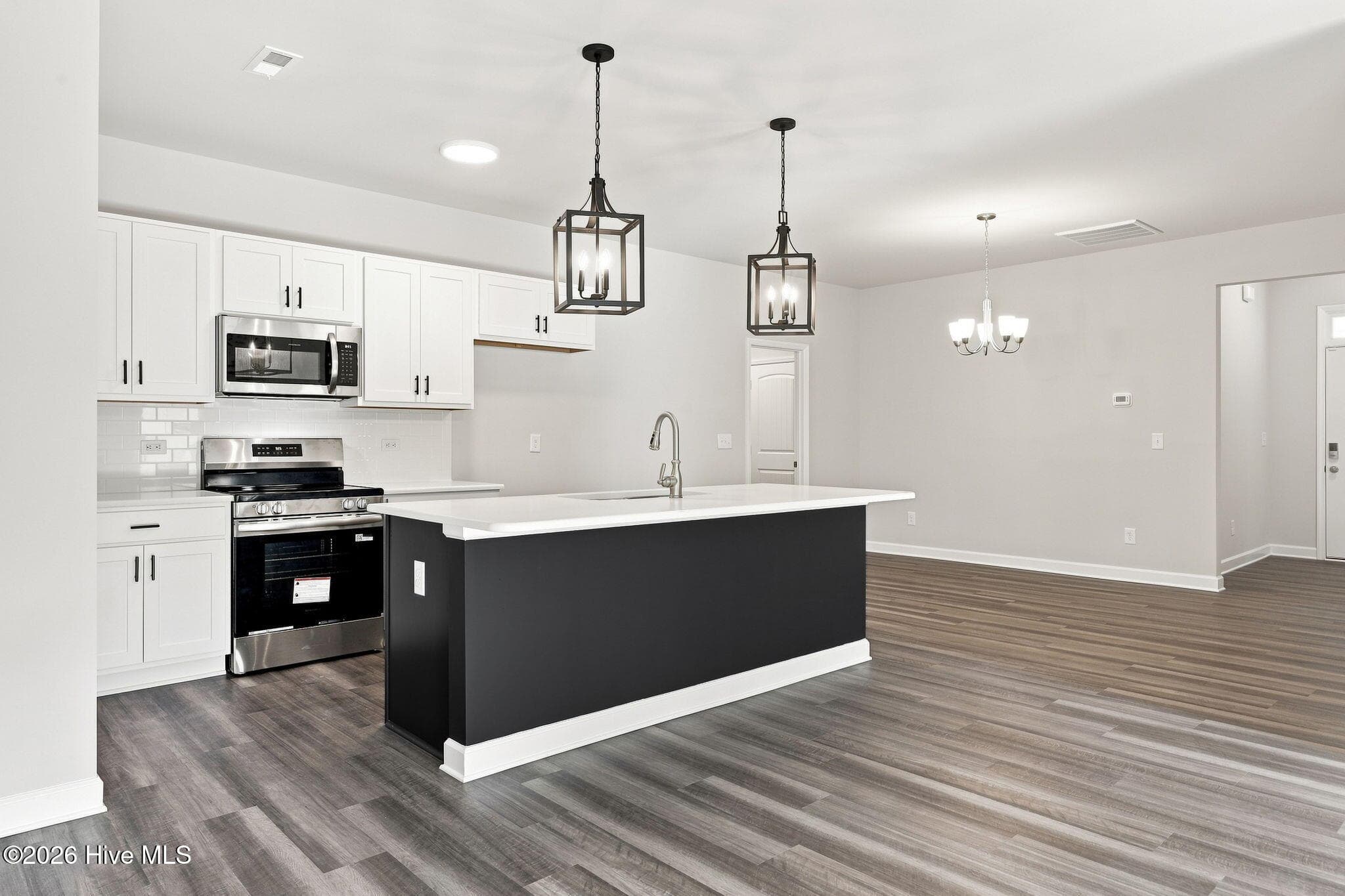 Single Family Residence at 908 Rialto Lane, Ayden, NC 28513, photo 12 of 64