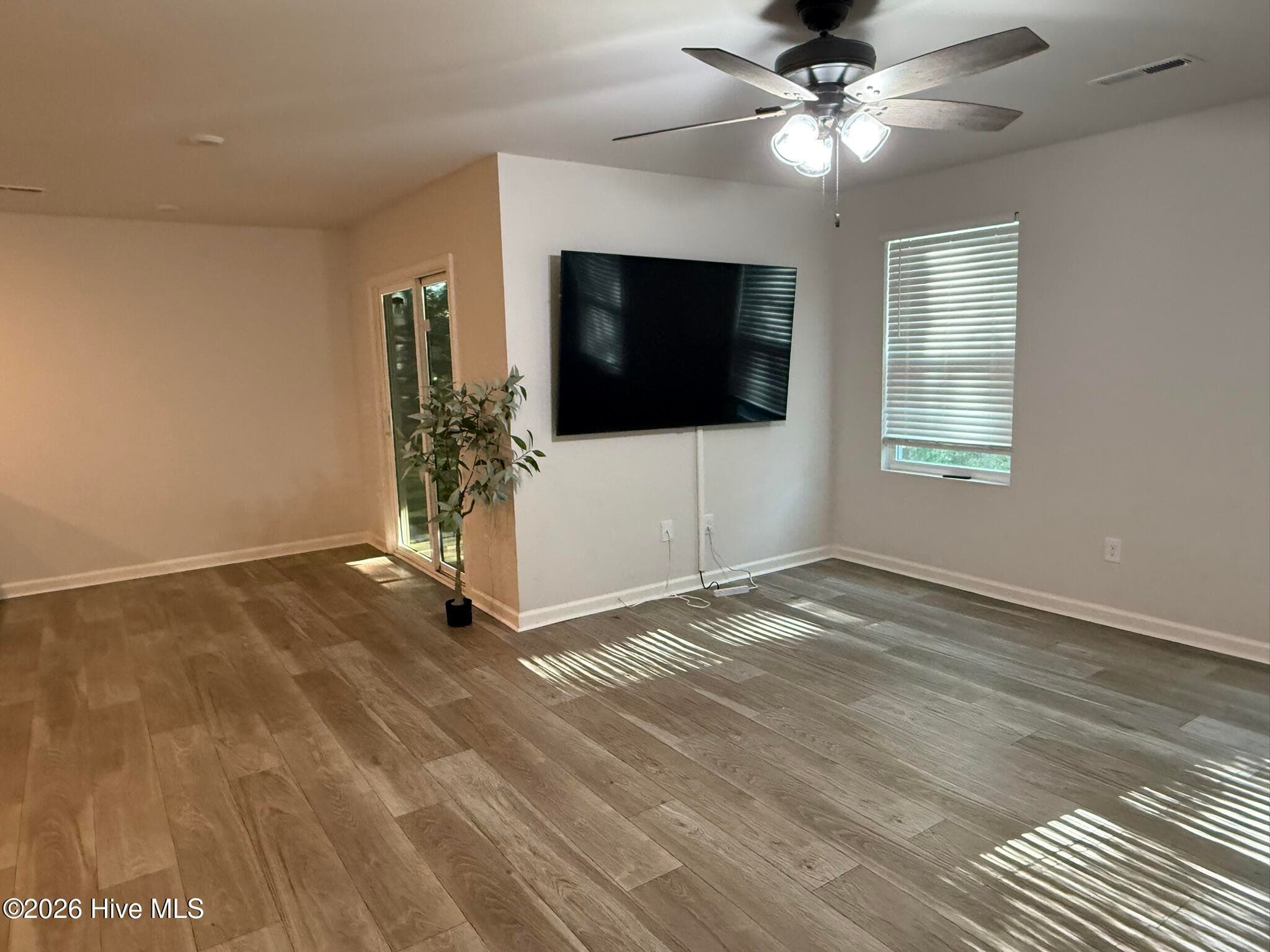 Single Family Residence at 690 Savanac Street SE, Bolivia, NC 28422, photo 16 of 27