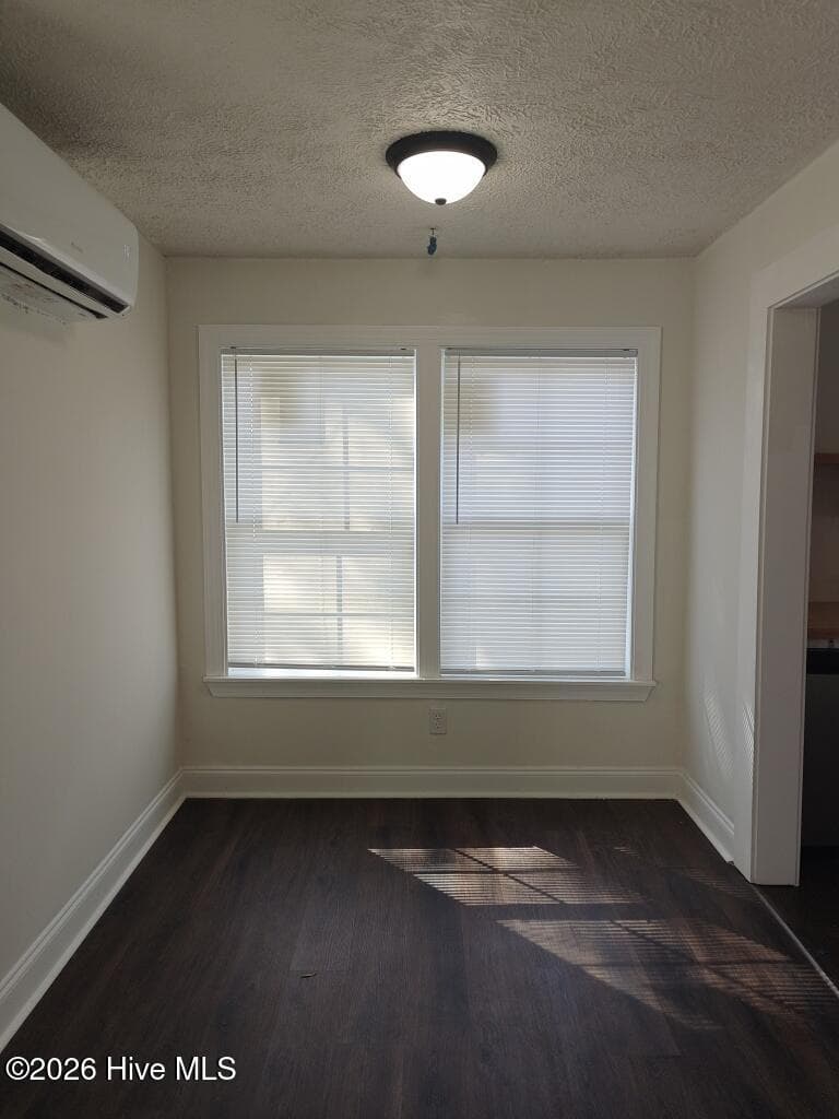 Single Family Residence at 2524 Rhodes Drive, Augusta, GA 30906, photo 6 of 20