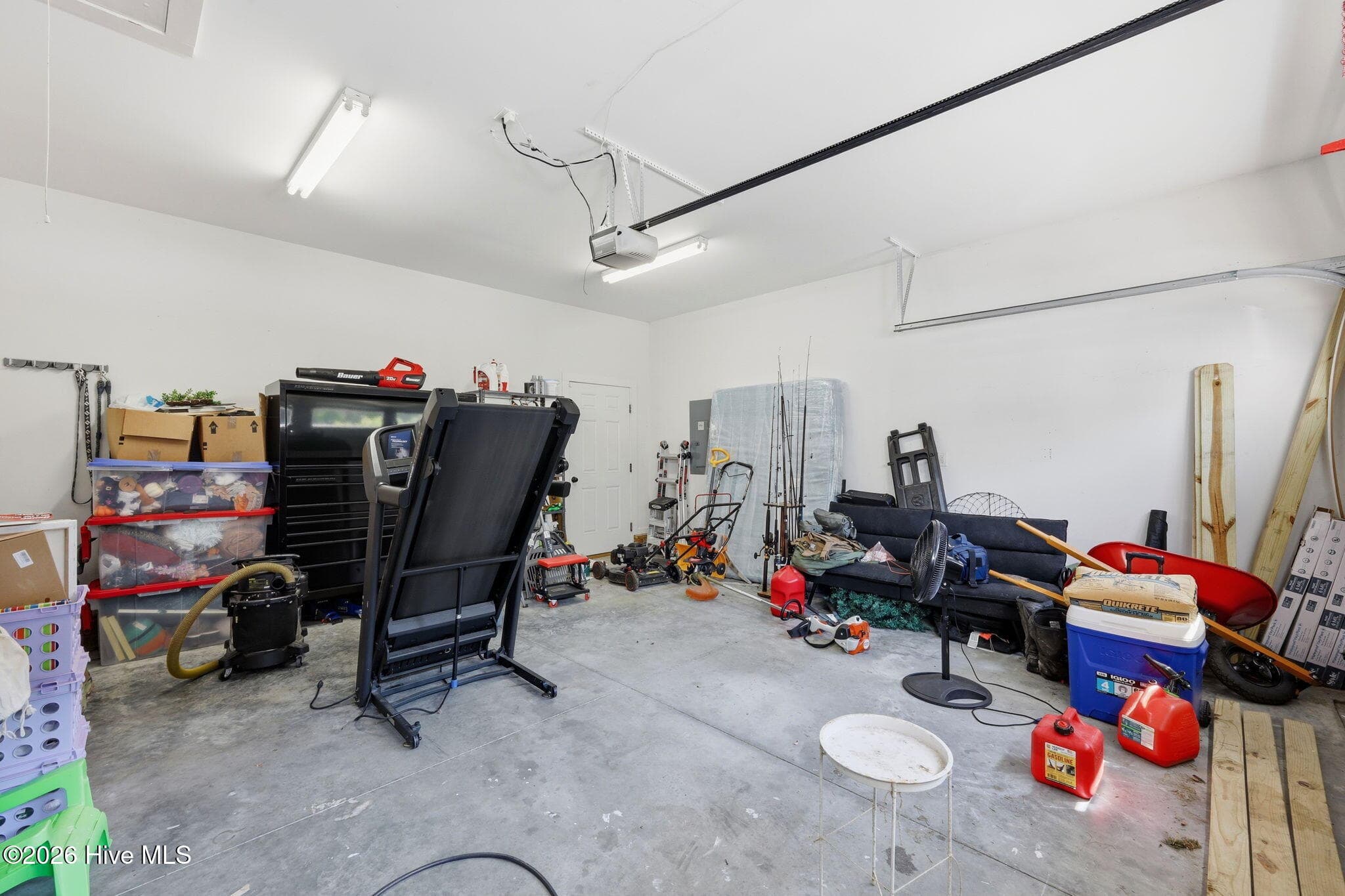 Single Family Residence at 402 Satterfield Drive, New Bern, NC 28560, photo 23 of 42