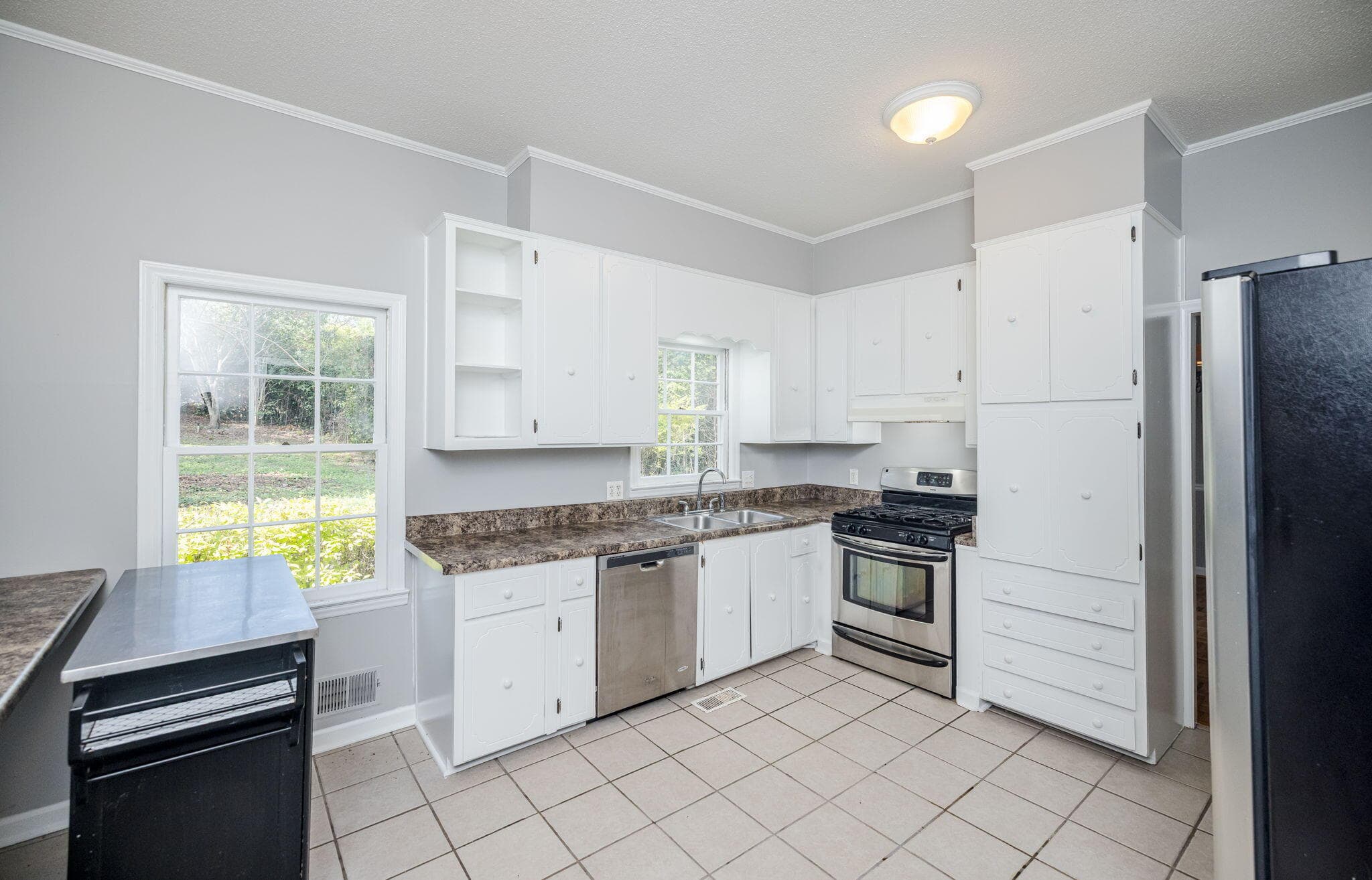 Single Family Residence at 513 Henderson Drive, Augusta, GA 30909, photo 12 of 55