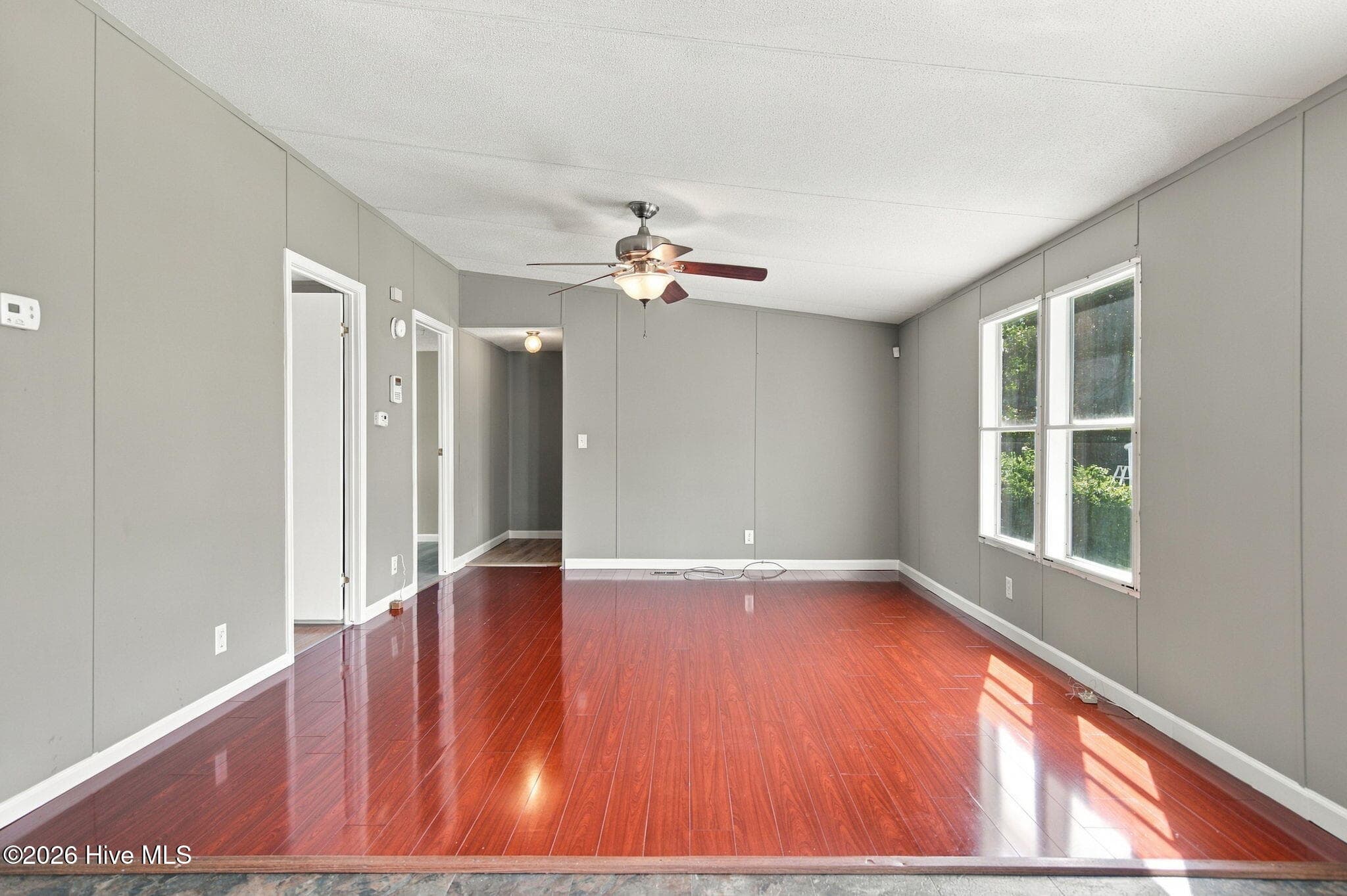 Manufactured Home at 185 New Hope Lane SE, Leland, NC 28451, photo 6 of 49
