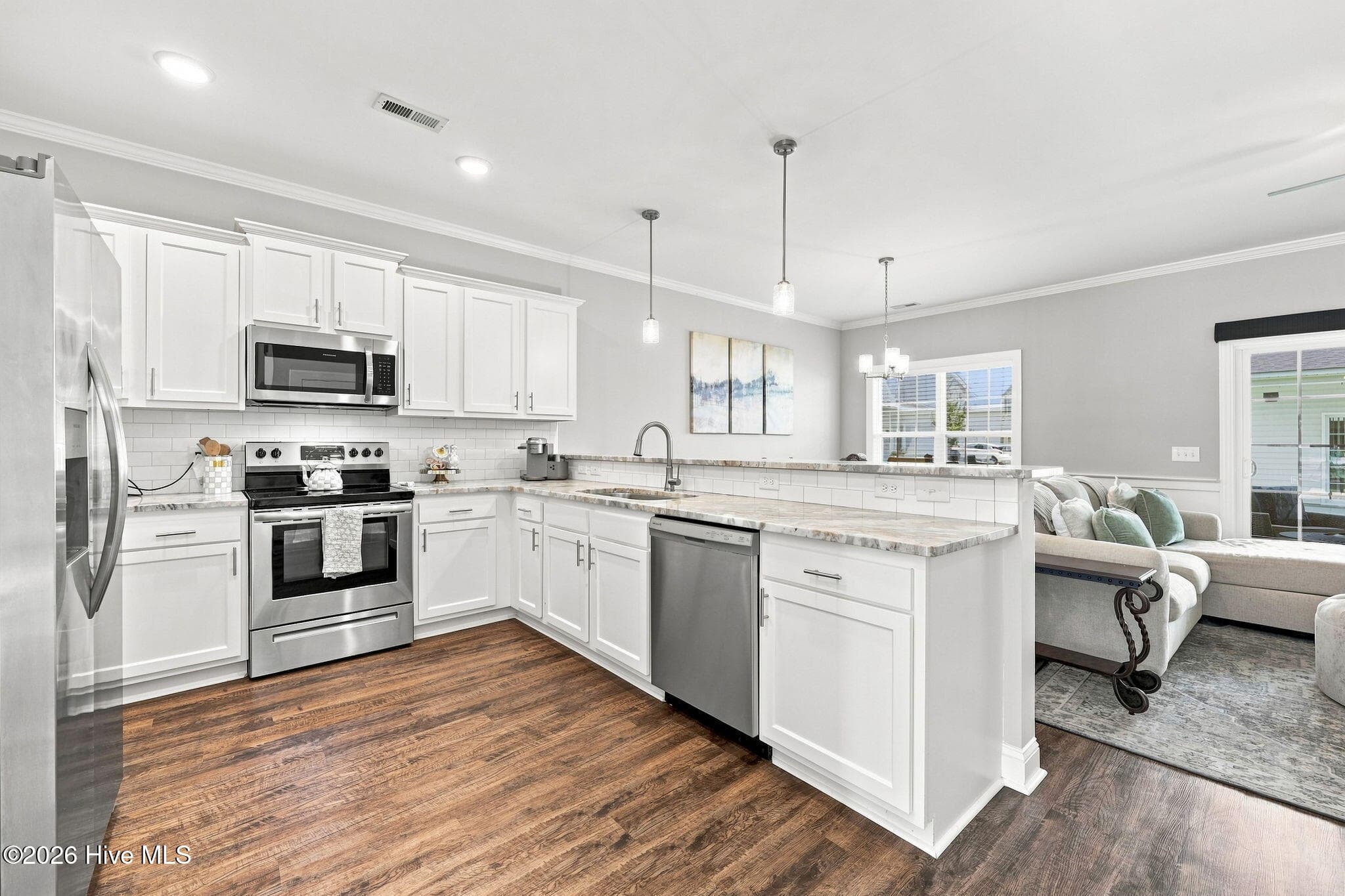 Definitely the best kitchen ! This granite is gorgeous ! - 3516 Richter Way A, Greenville, NC 27834