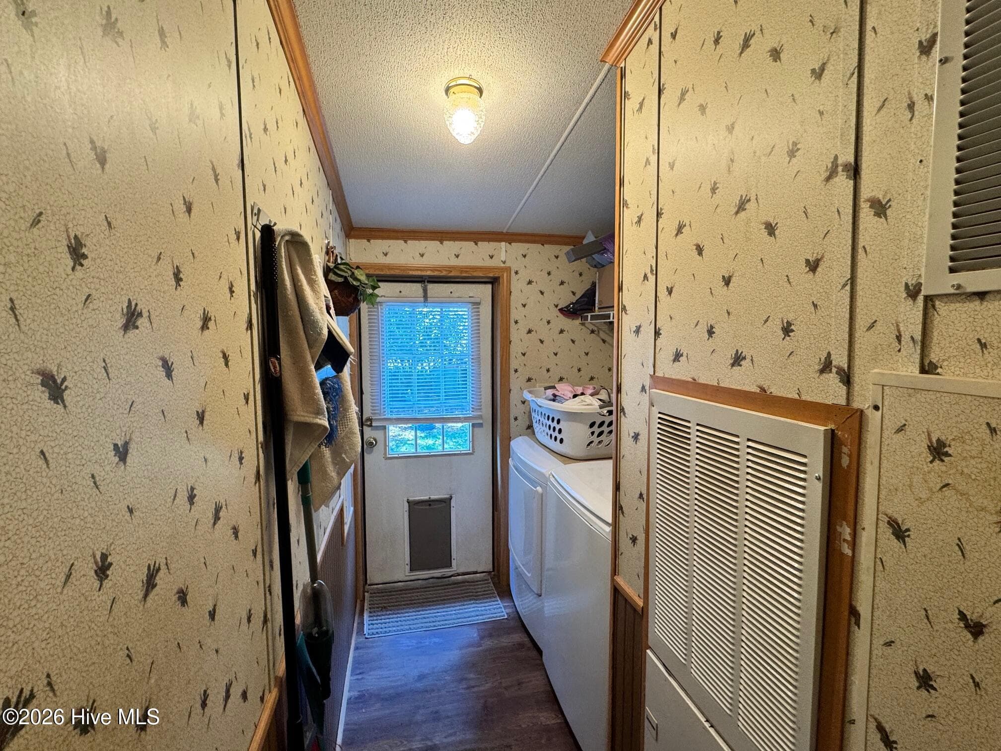Manufactured Home at 3205 Deanswood Drive, Kinston, NC 28504, Kinston, photo 6 of 19