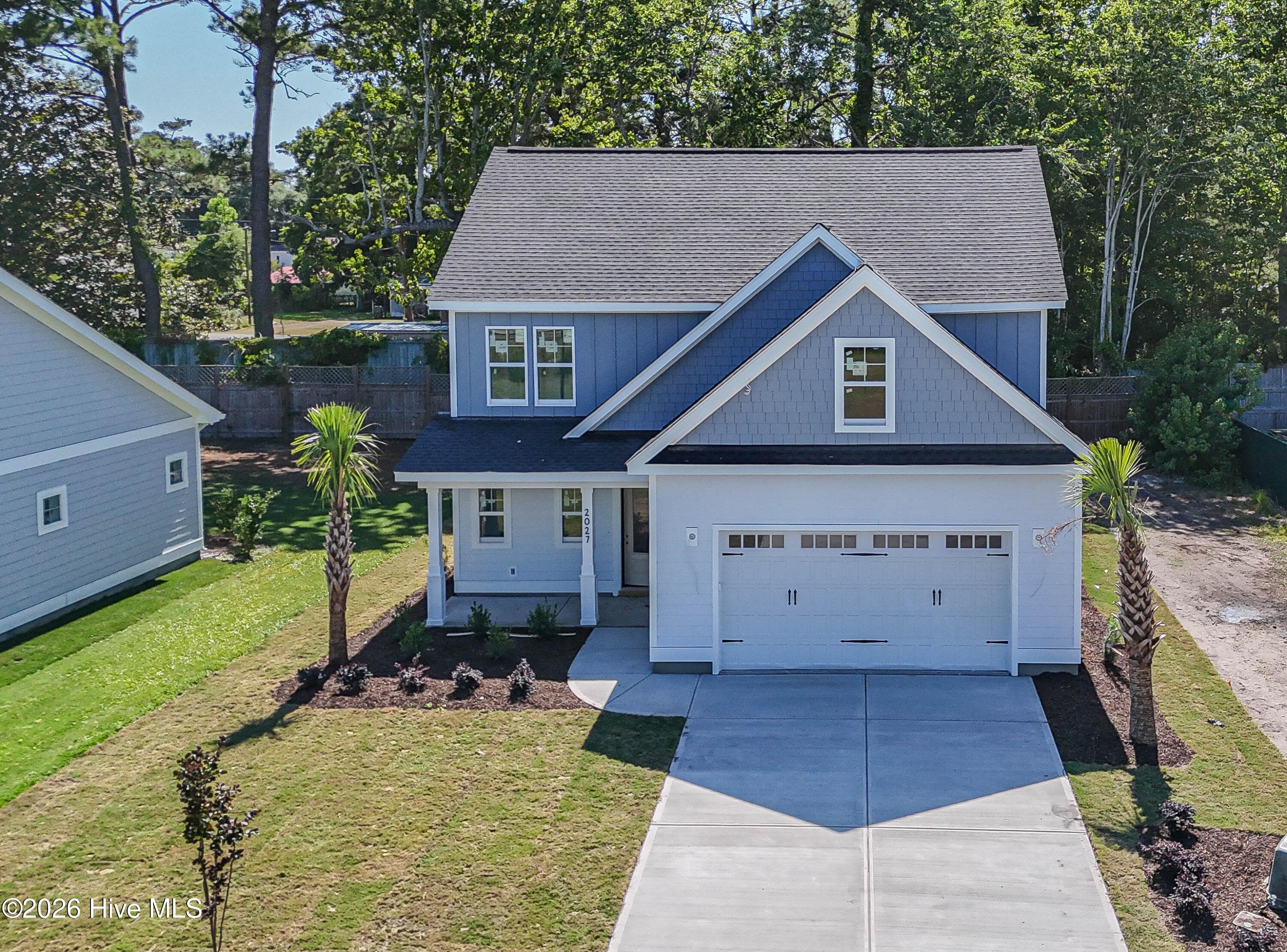 Single Family Residence at 2027 Greenside Manor Drive SW, Ocean Isle Beach, NC 28469, photo 2 of 21