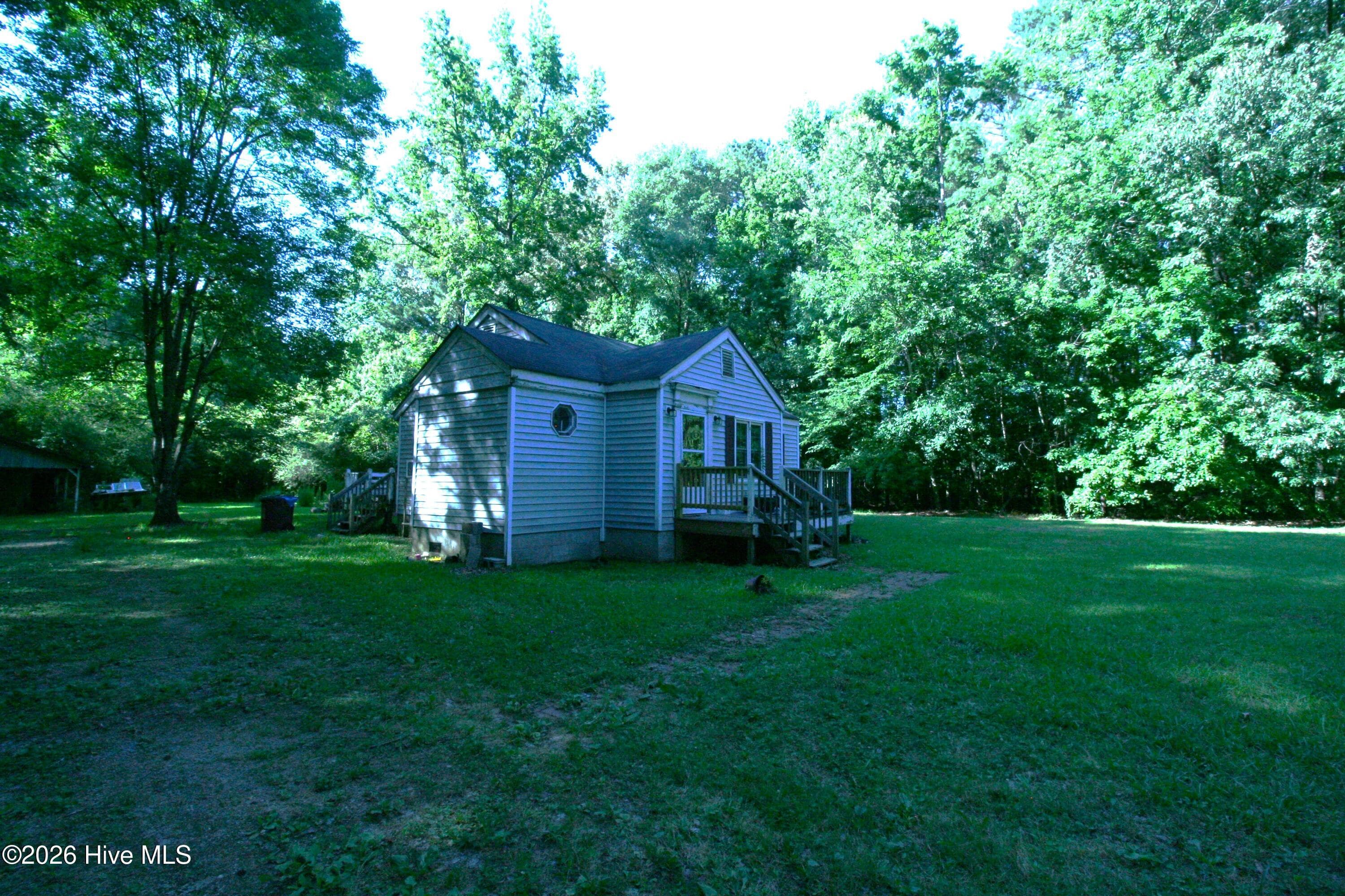 Single Family Residence at 326 Roxie Reese Road, Plymouth, NC 27962, photo 4 of 10