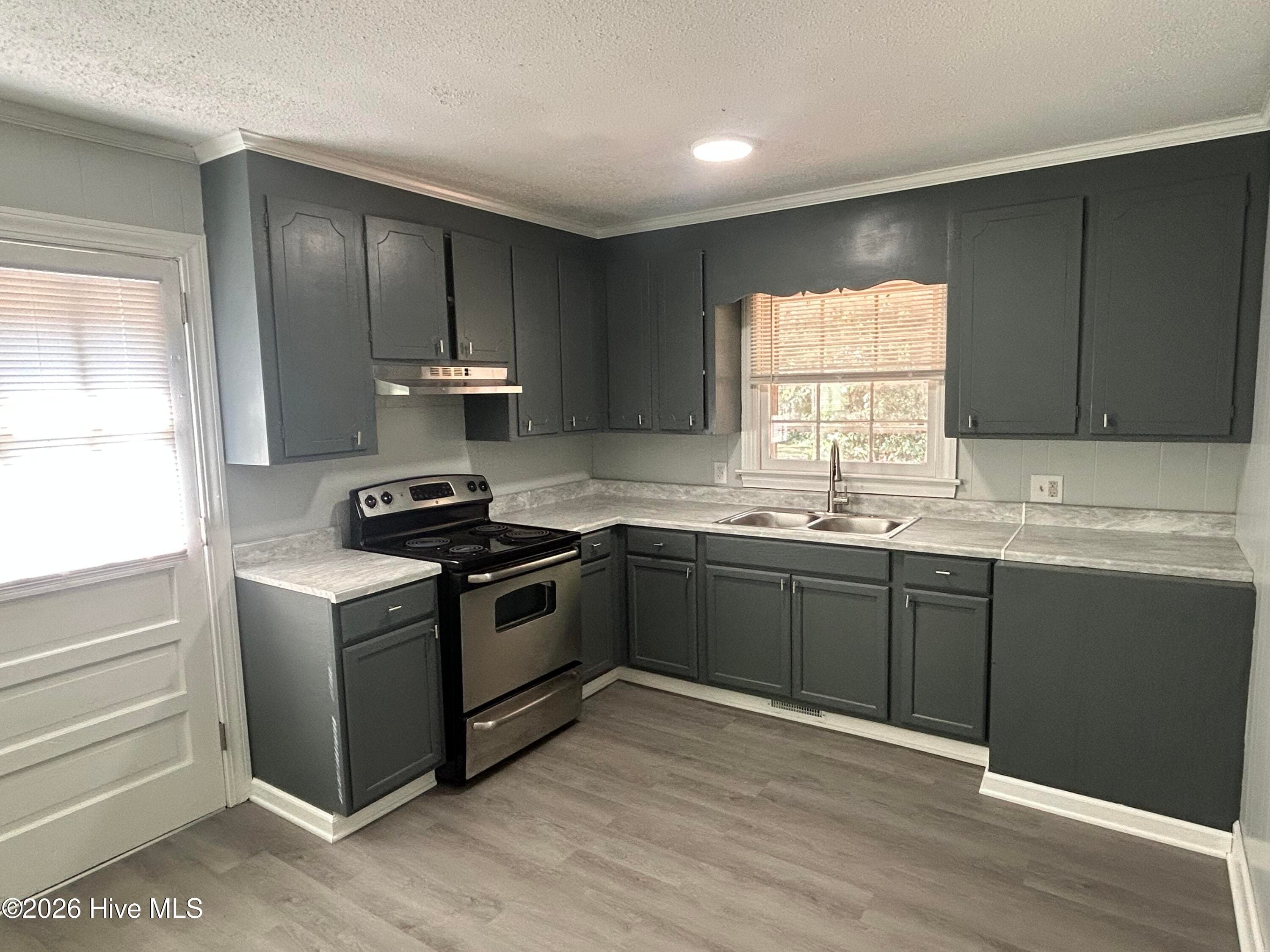 Single Family Residence at 1032 Burt Street, Rocky Mount, NC 27801, photo 2 of 7
