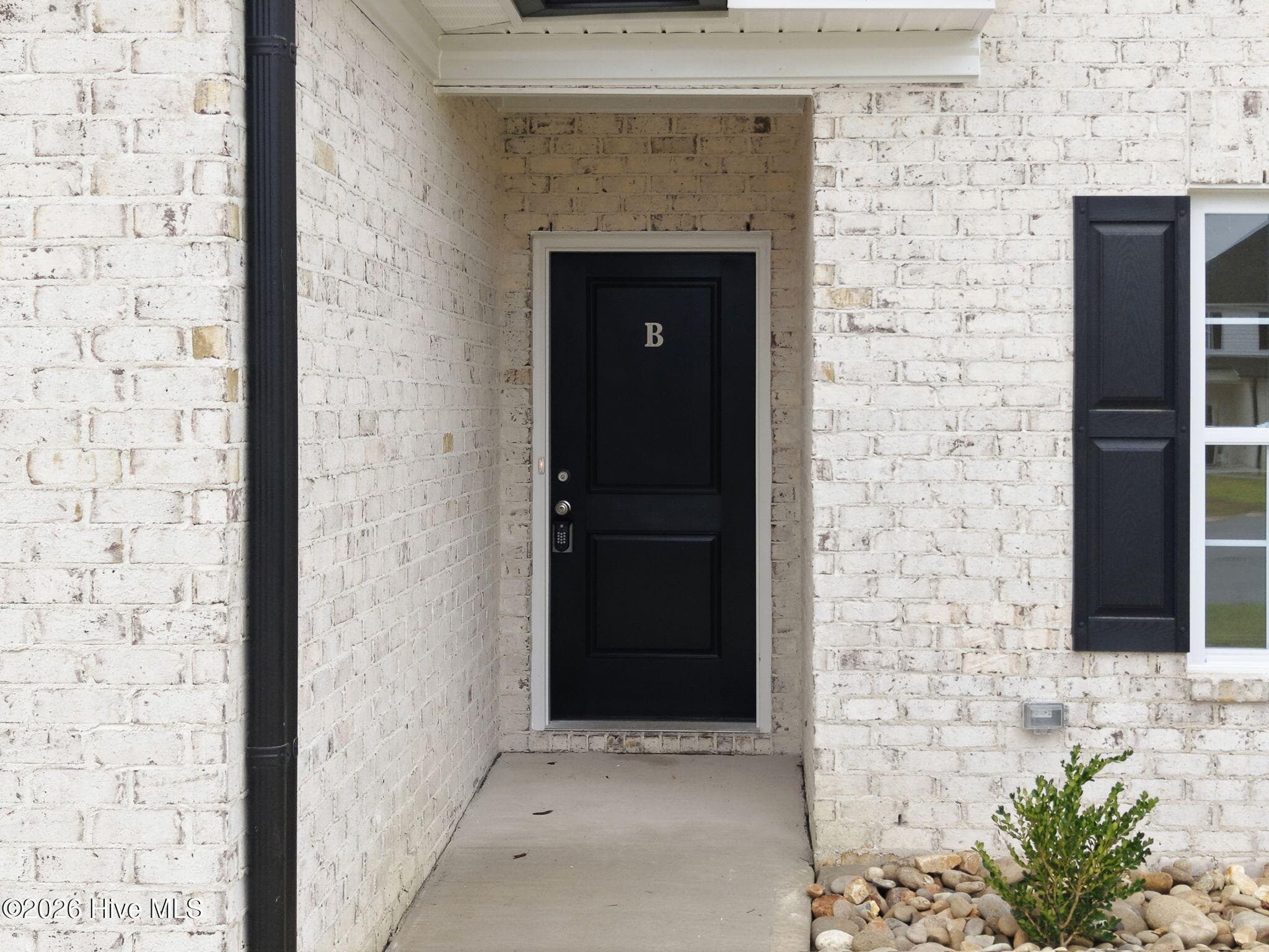 Townhouse at 2008 Dartford Drive B, Greenville, NC 27834, photo 7 of 61
