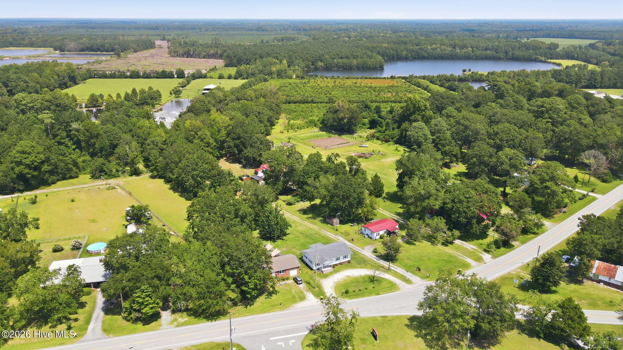 Single Family Residence at 185 Saints Delight Church Road, New Bern, NC 28560, photo 7 of 7