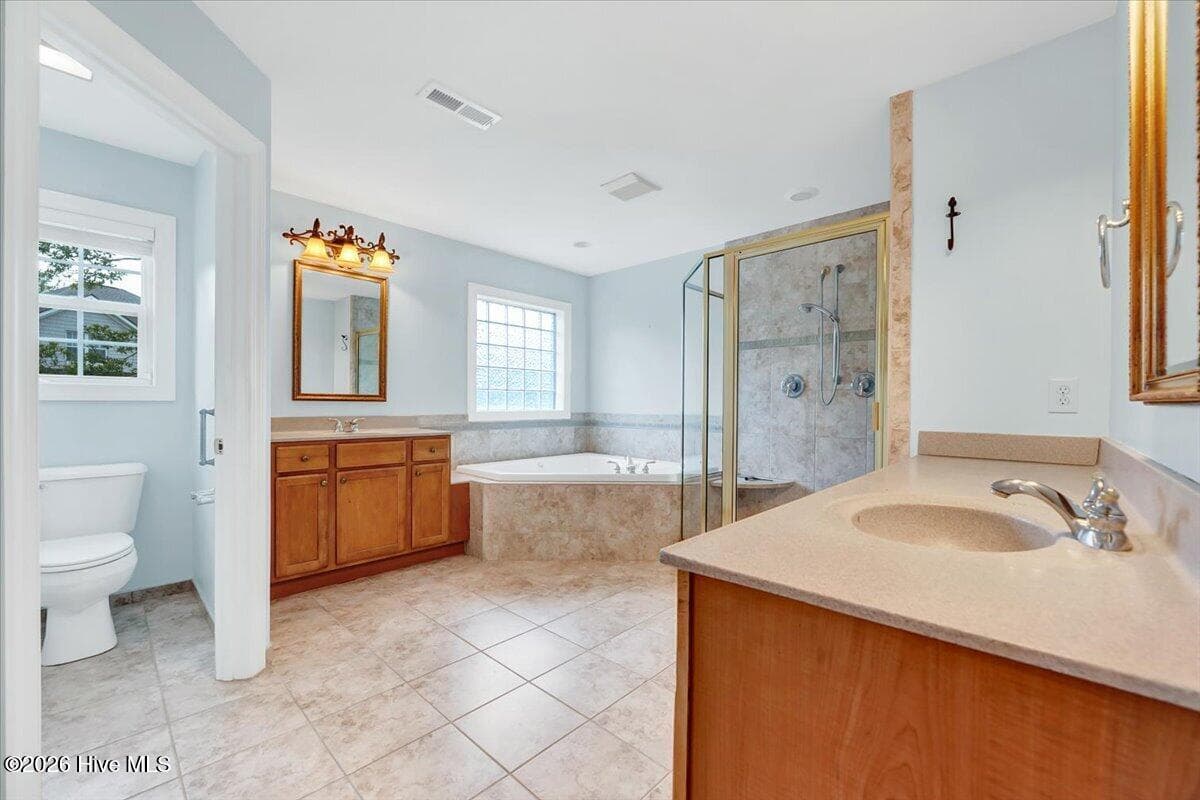 Single Family Residence at 1041 Westport Drive, Leland, NC 28479, photo 21 of 53