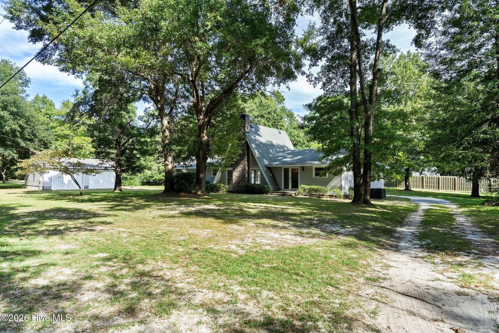 Single Family Residence at 220 Brockway Road, Wilmington, NC 28411, photo 4 of 97