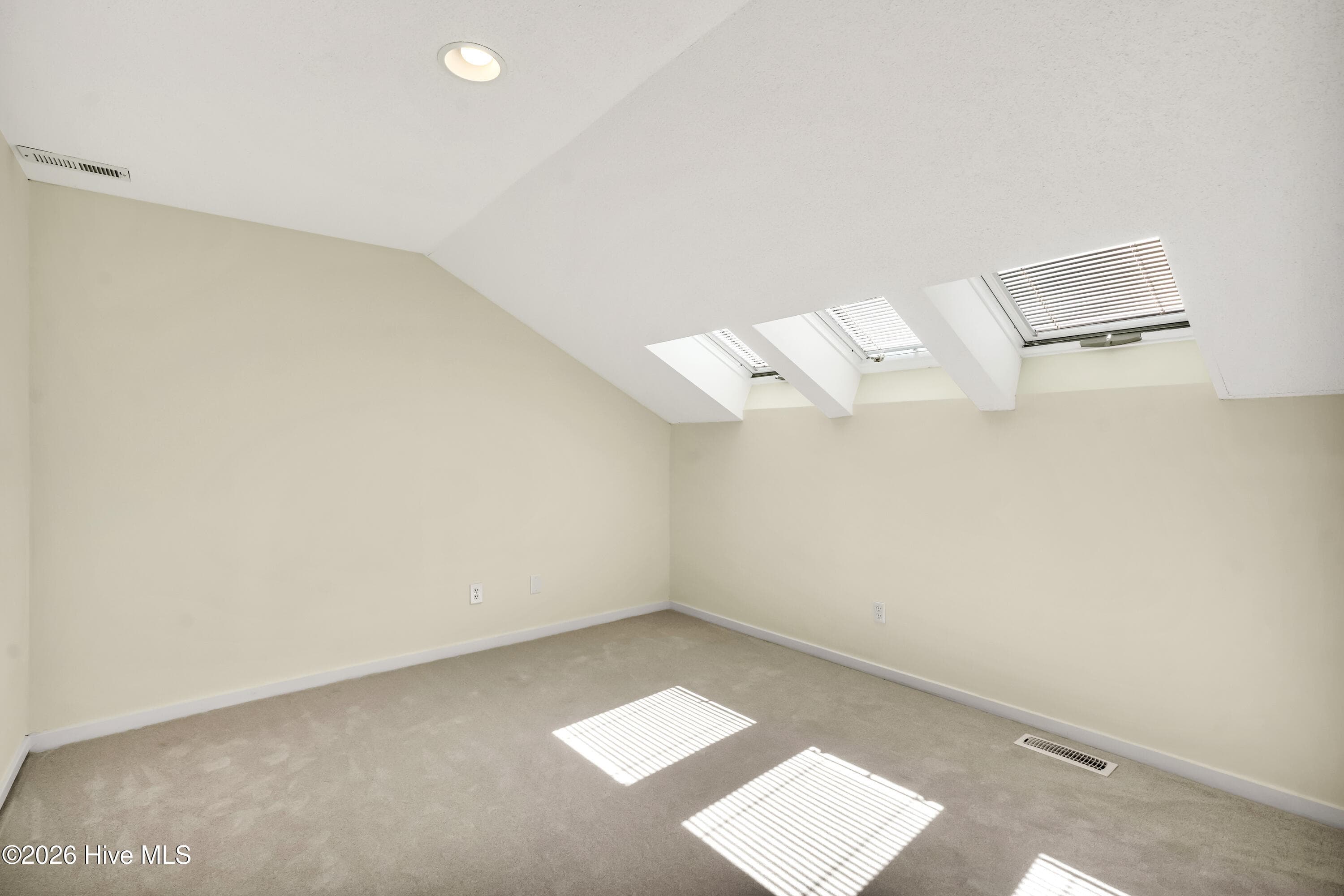 Townhouse at 1433 Villa Place E, Wilmington, NC 28409, photo 34 of 53