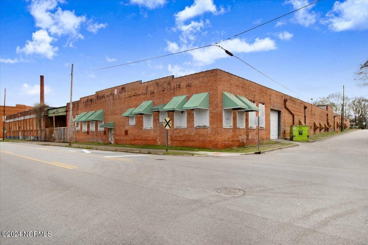 611 Goldsboro Street S, Wilson, NC 27893