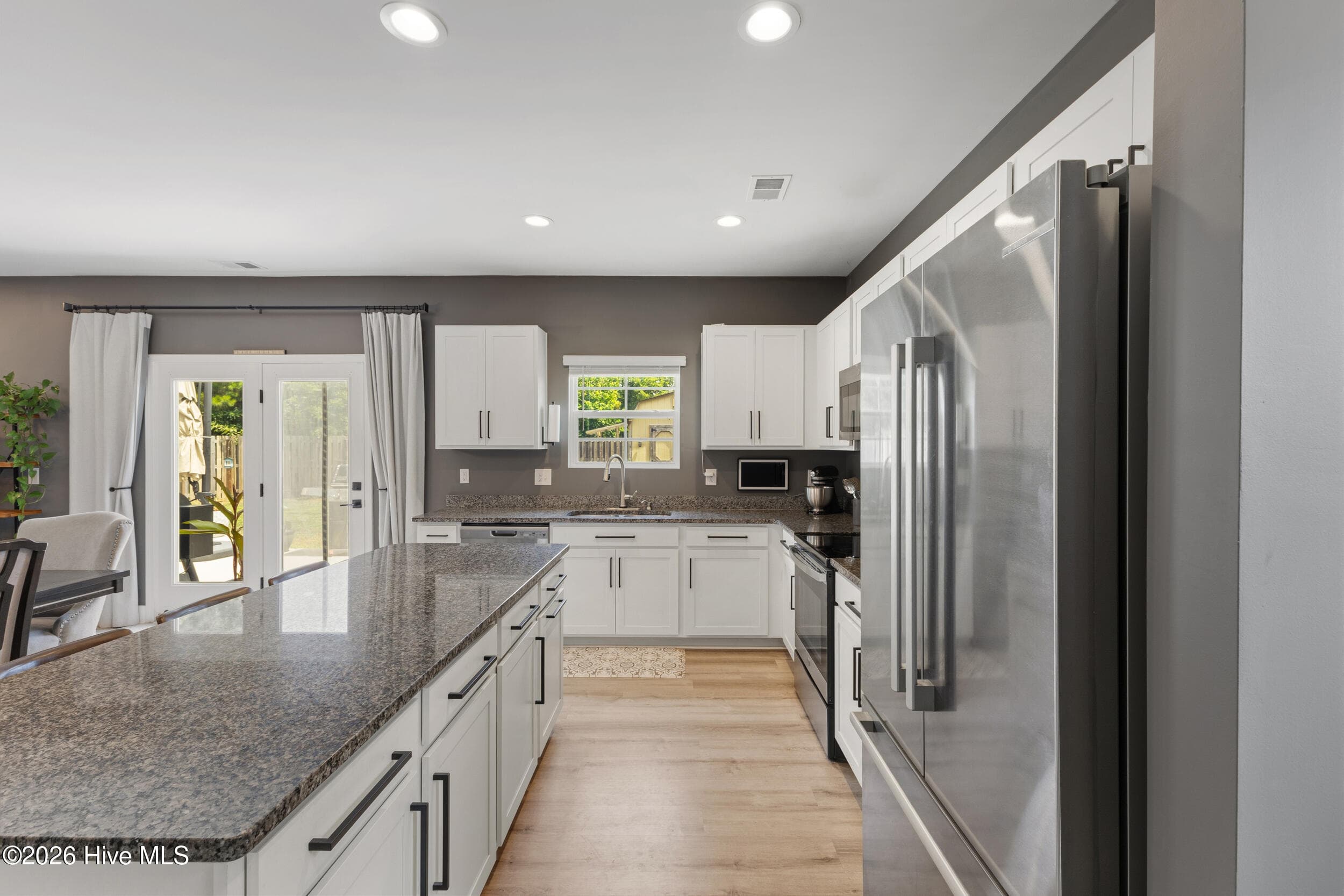Single Family Residence at 4561 Parsons Mill Drive, Castle Hayne, NC 28429, photo 18 of 54