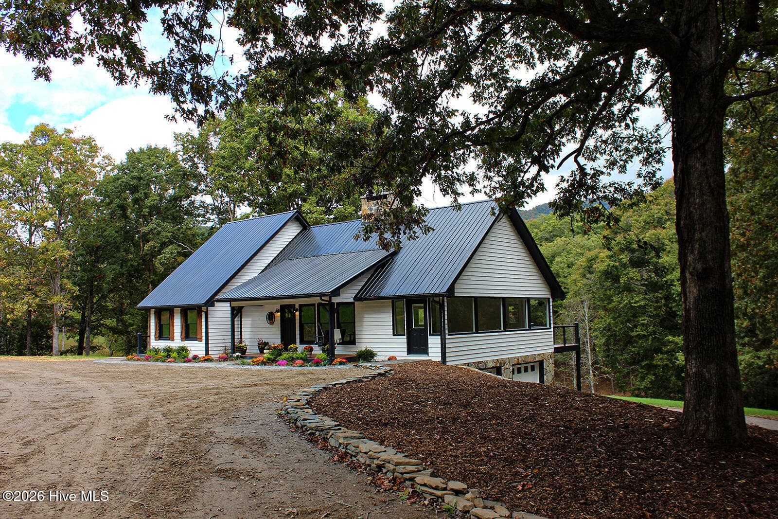 Single Family Residence at 121 Wolfcreek Road, Murphy, NC 28906, photo 9 of 126