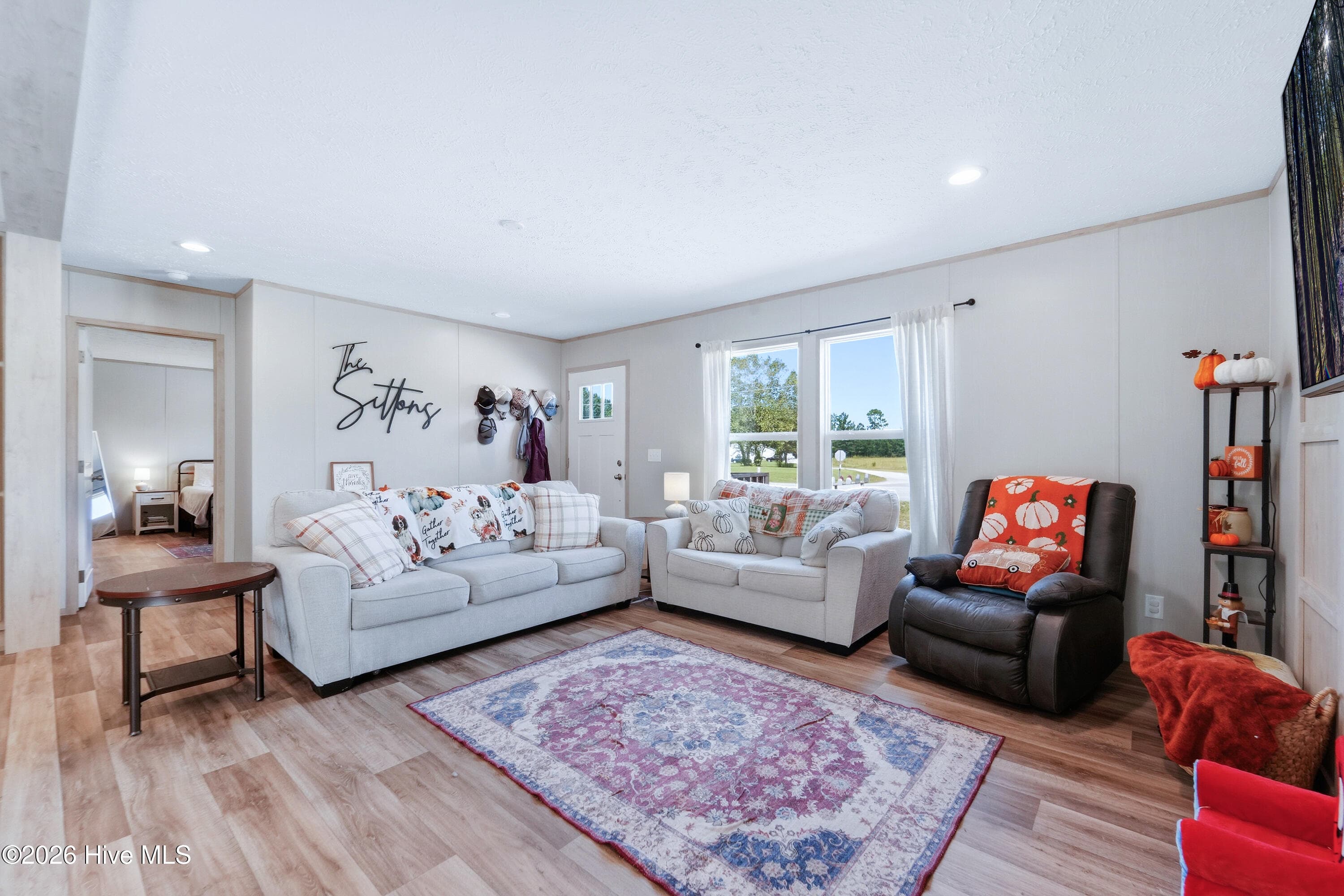 LIVING ROOM - 856 Old 30 Road, Jacksonville, NC 28546
