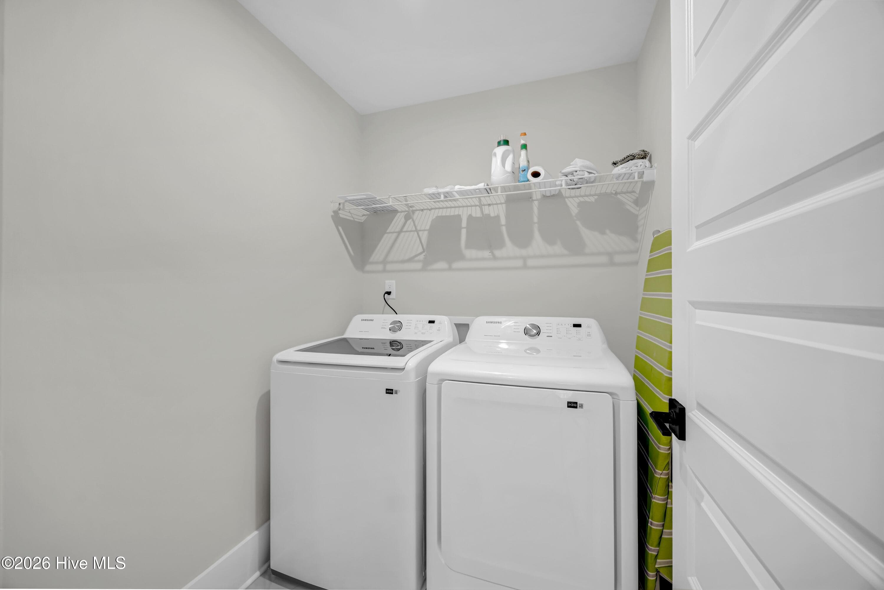 Single Family Residence at 1012 Fawn Valley Way, Wilmington, NC 28409, photo 28 of 41