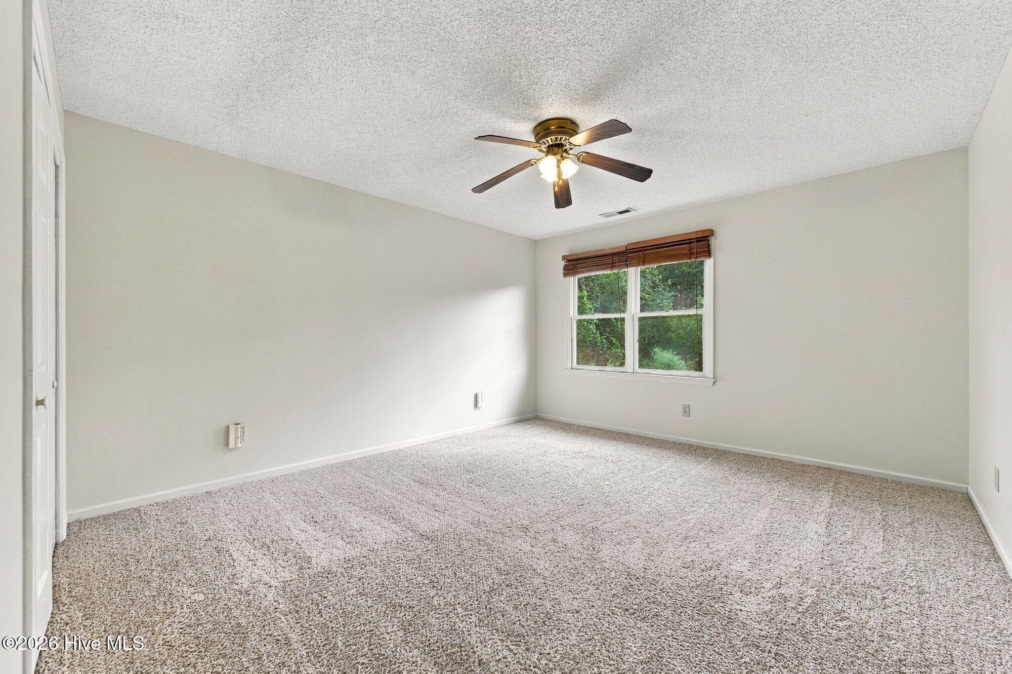 Single Family Residence at 806 Mandarin Trail, Jacksonville, NC 28540, photo 2 of 2