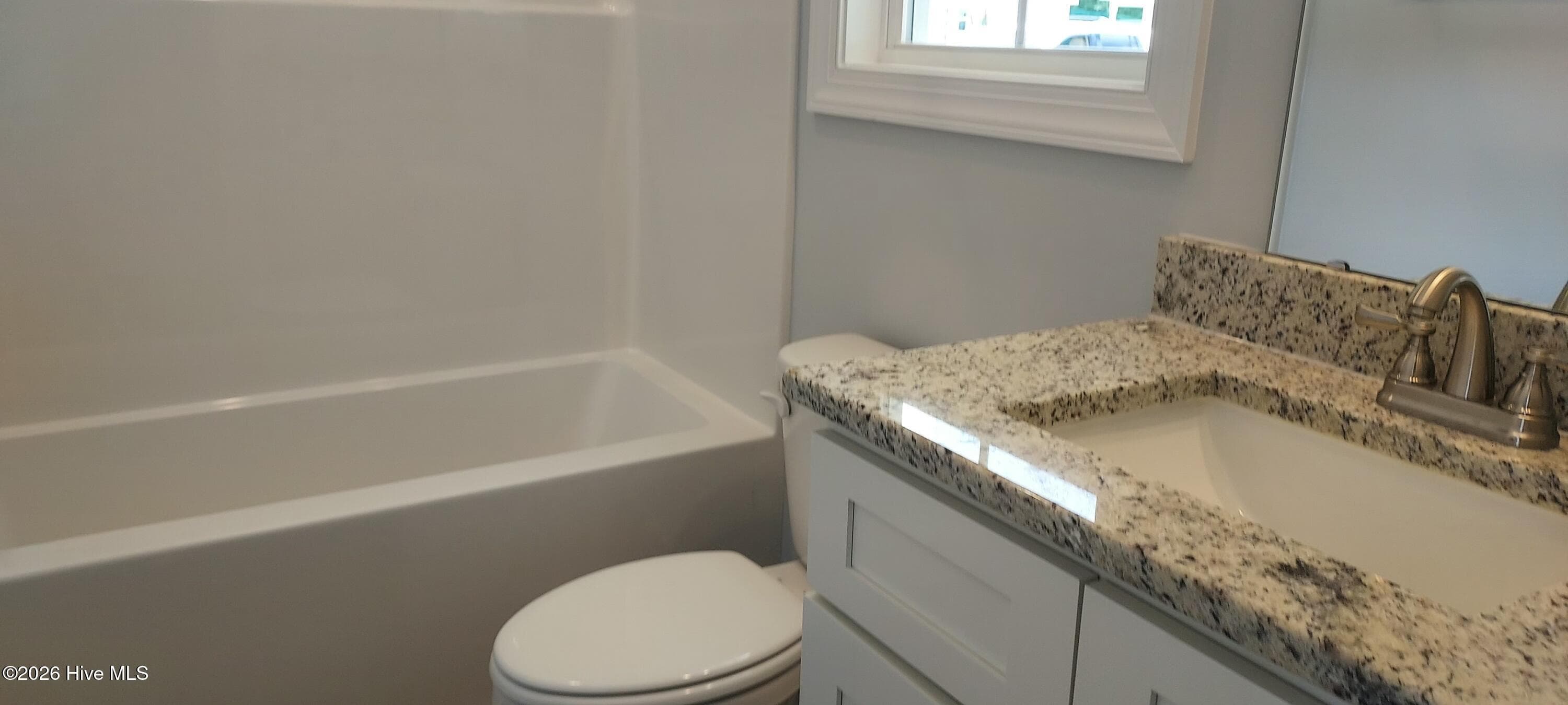 Single Family Residence at 113 Rolling Water Lane, Swansboro, NC 28584, photo 15 of 19