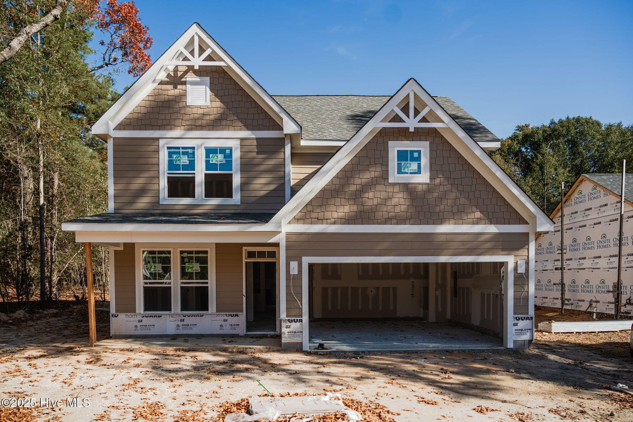 TELLURIDE LOT 04 - 'Berton' - 221 Telluride Court, Aberdeen, NC 28315