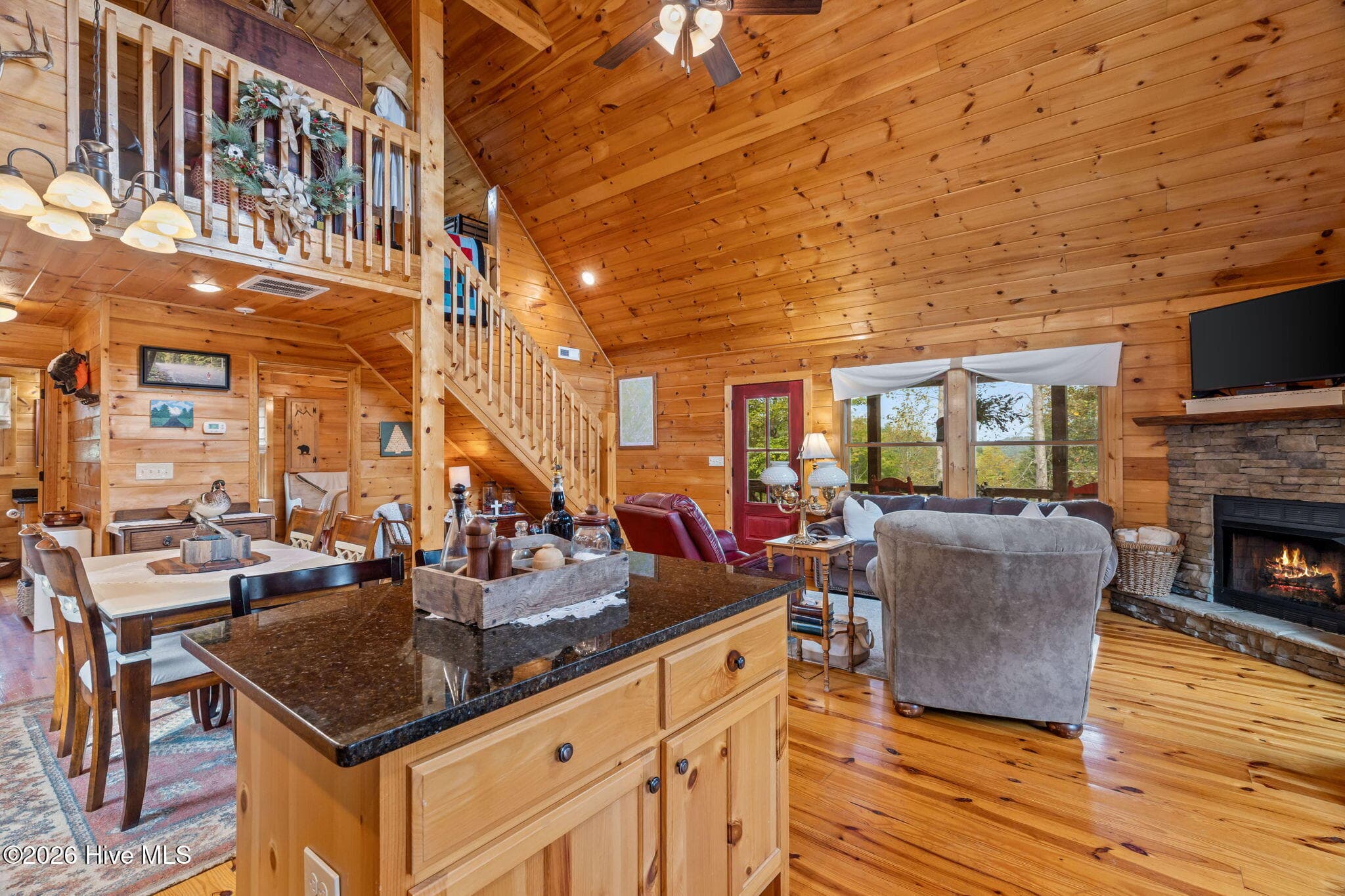 Single Family Residence at 140 Carolina Fox Circle, Murphy, NC 28906, photo 28 of 45