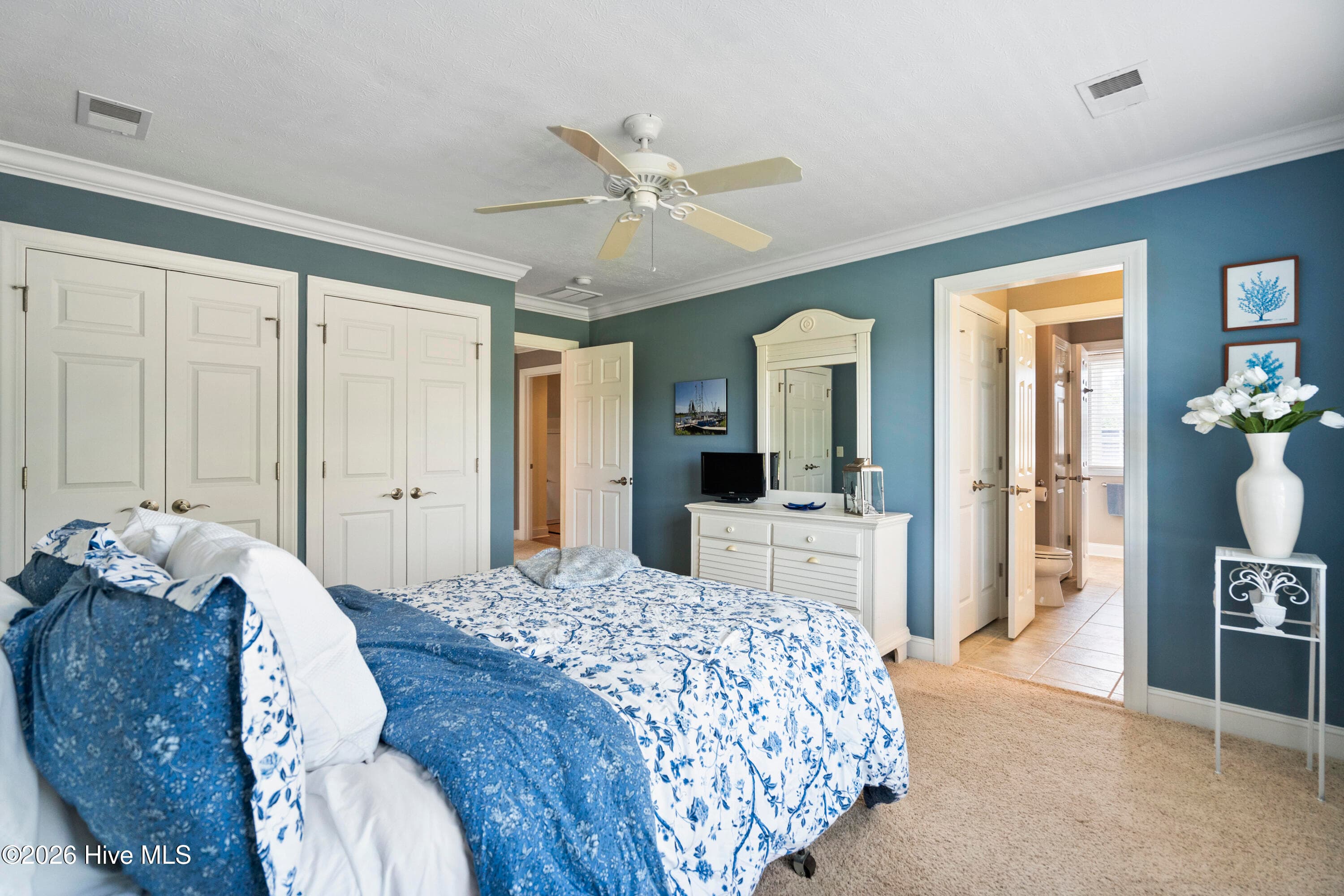 Single Family Residence at 194 Edgewater Circle, Sunset Beach, NC 28468, photo 33 of 103