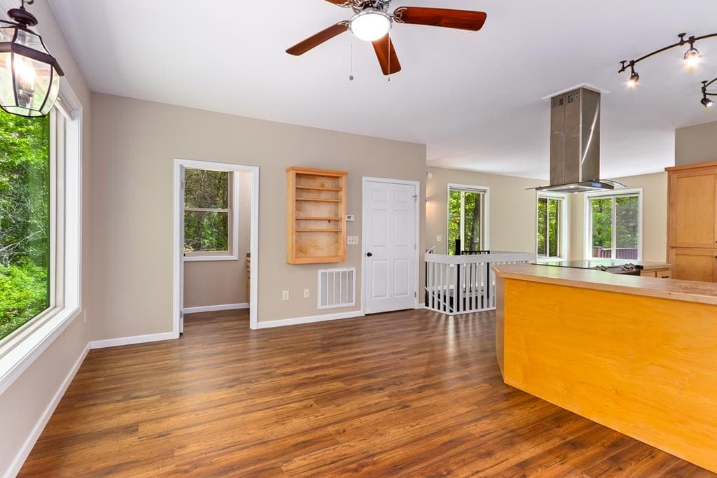 Single Family Residence at 285 Peachtree Mtn Est Road, Murphy, NC 28906, photo 29 of 82