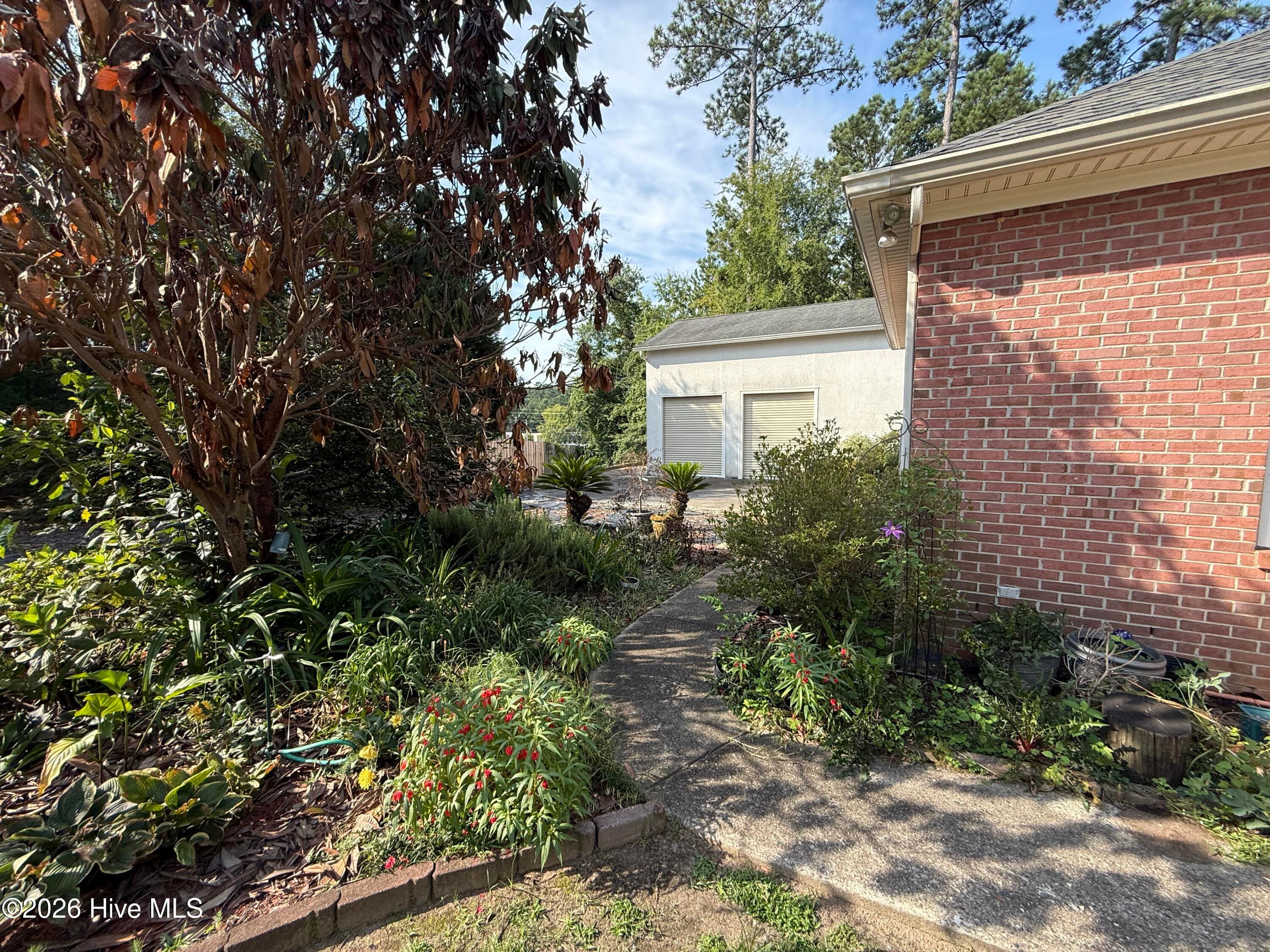 Single Family Residence at 4816 Silver Lake Drive, Evans, GA 30809, photo 11 of 56