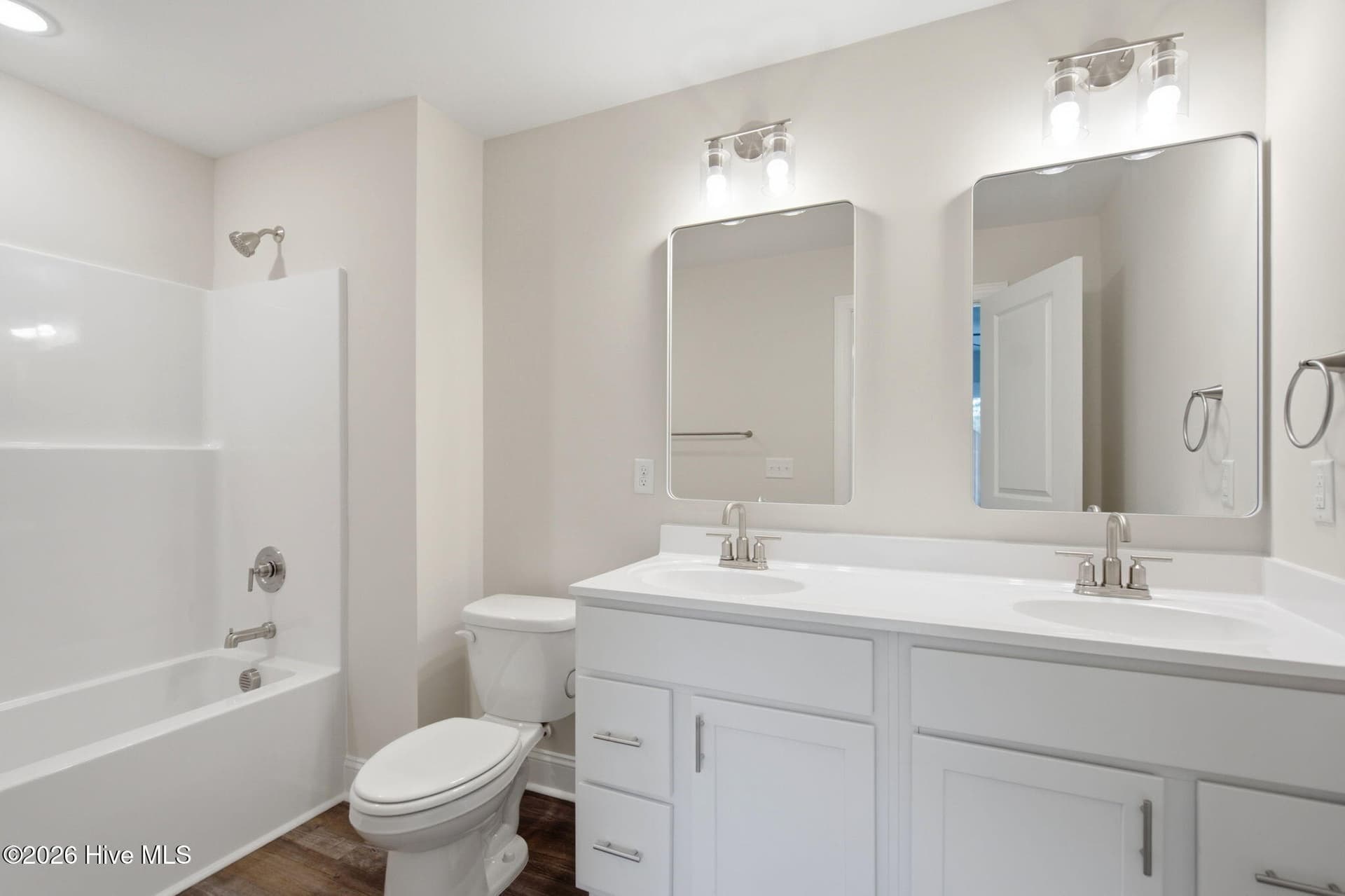 Townhouse at 221 Sandy Cove Lane, Sneads Ferry, NC 28460, photo 19 of 28