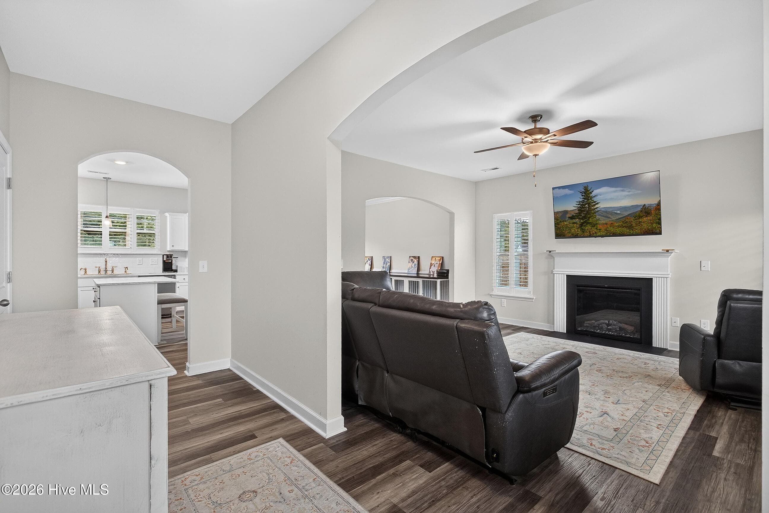 Single Family Residence at 604 Macy Place, Hubert, NC 28539, photo 6 of 35