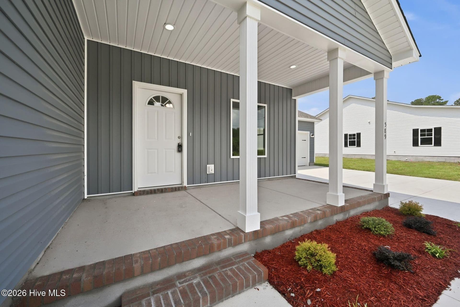 Single Family Residence at 589 Batchelor Road, Richlands, NC 28574, photo 6 of 54
