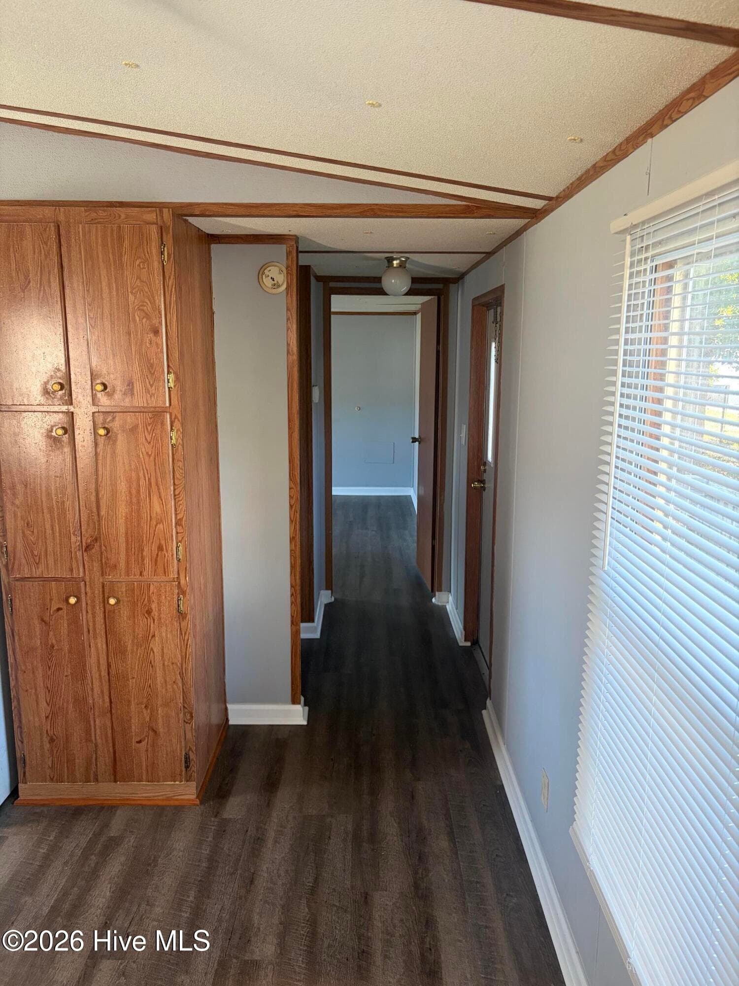 Manufactured Home at 1934 Creswell Place SW, Supply, NC 28462, photo 10 of 17