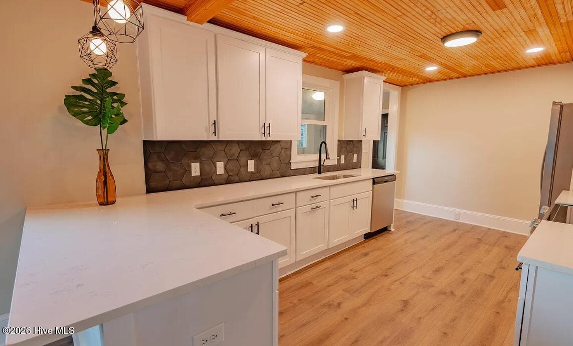 Single Family Residence at 1109 S 9th Street, Wilmington, NC 28401, photo 5 of 42