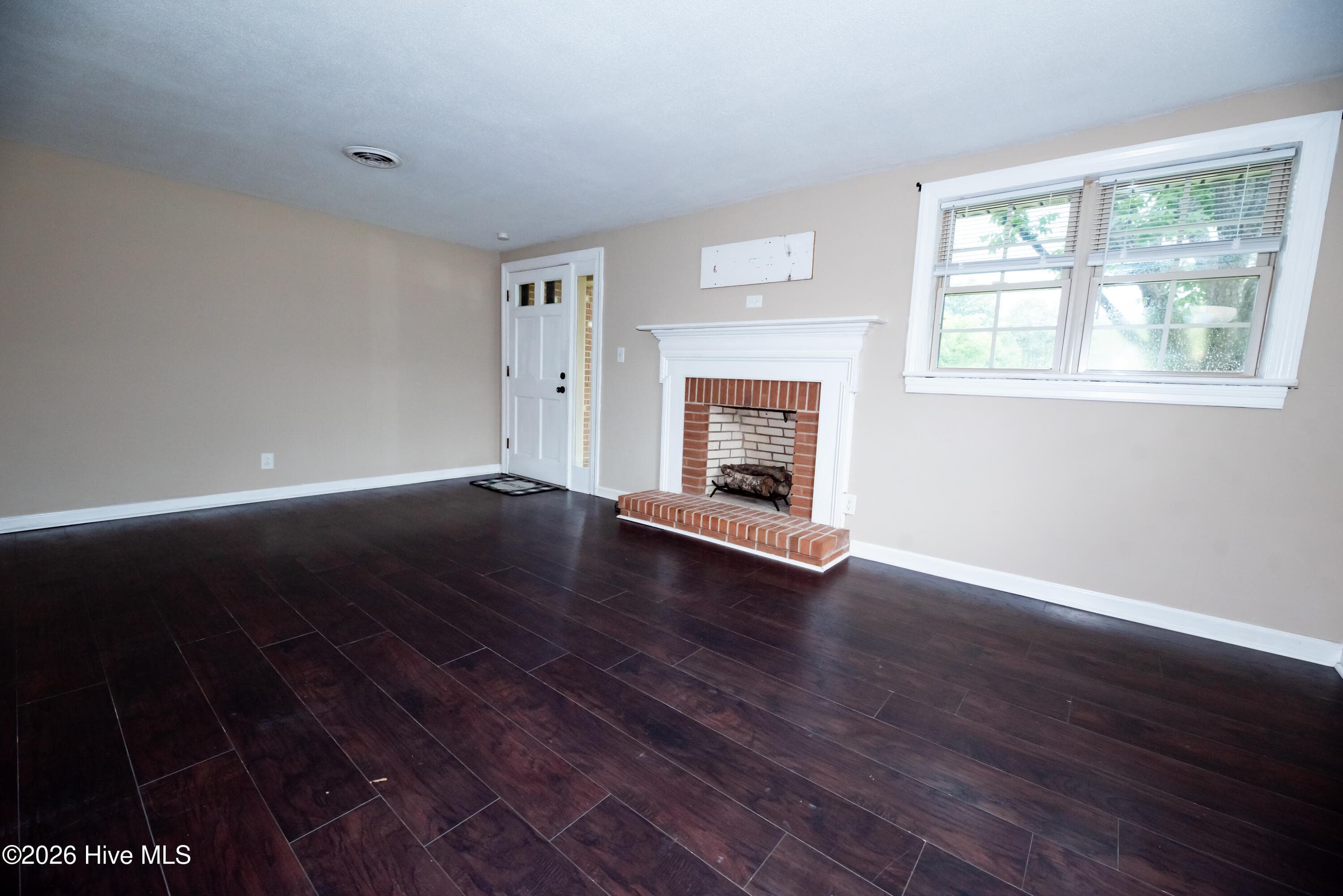 Single Family Residence at 489 Hwy 58 S, Kinston, NC 28504, photo 16 of 156