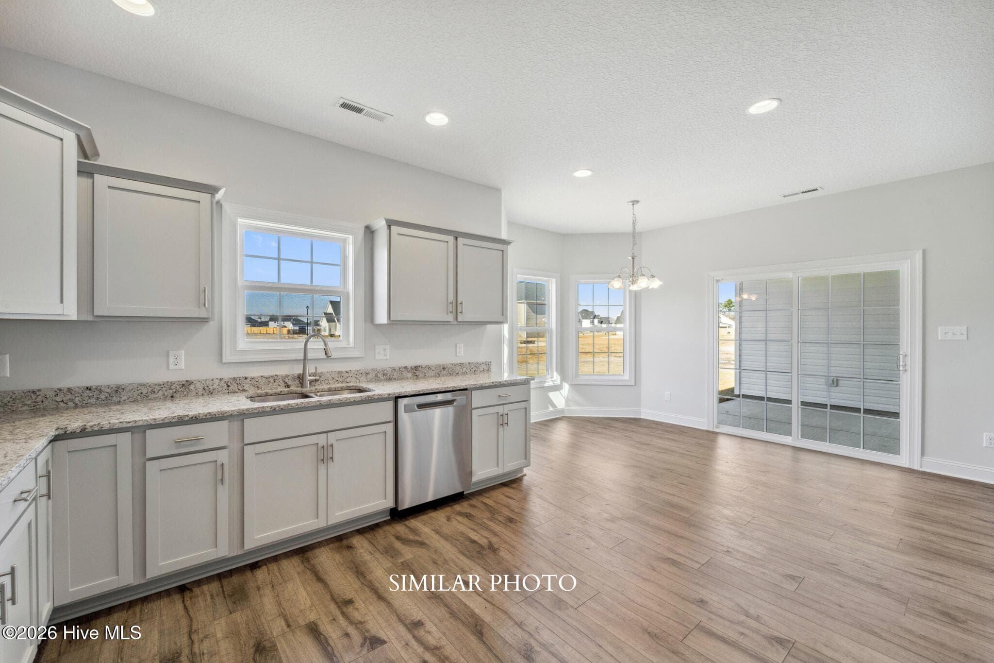 Single Family Residence at 736 Secession Lane, Jacksonville, NC 28546, photo 14 of 33
