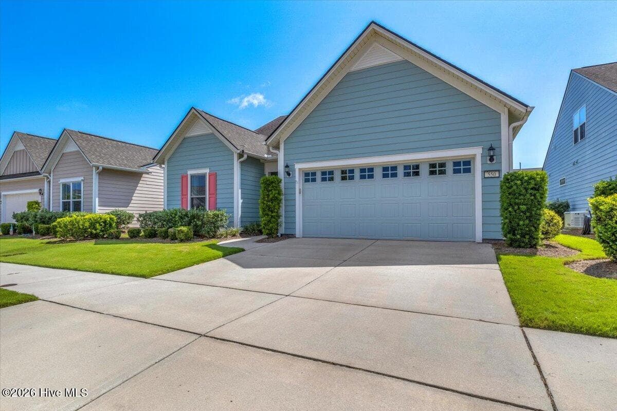 Single Family Residence at 550 Lyrebird Avenue, Wilmington, NC 28412, photo 17 of 78