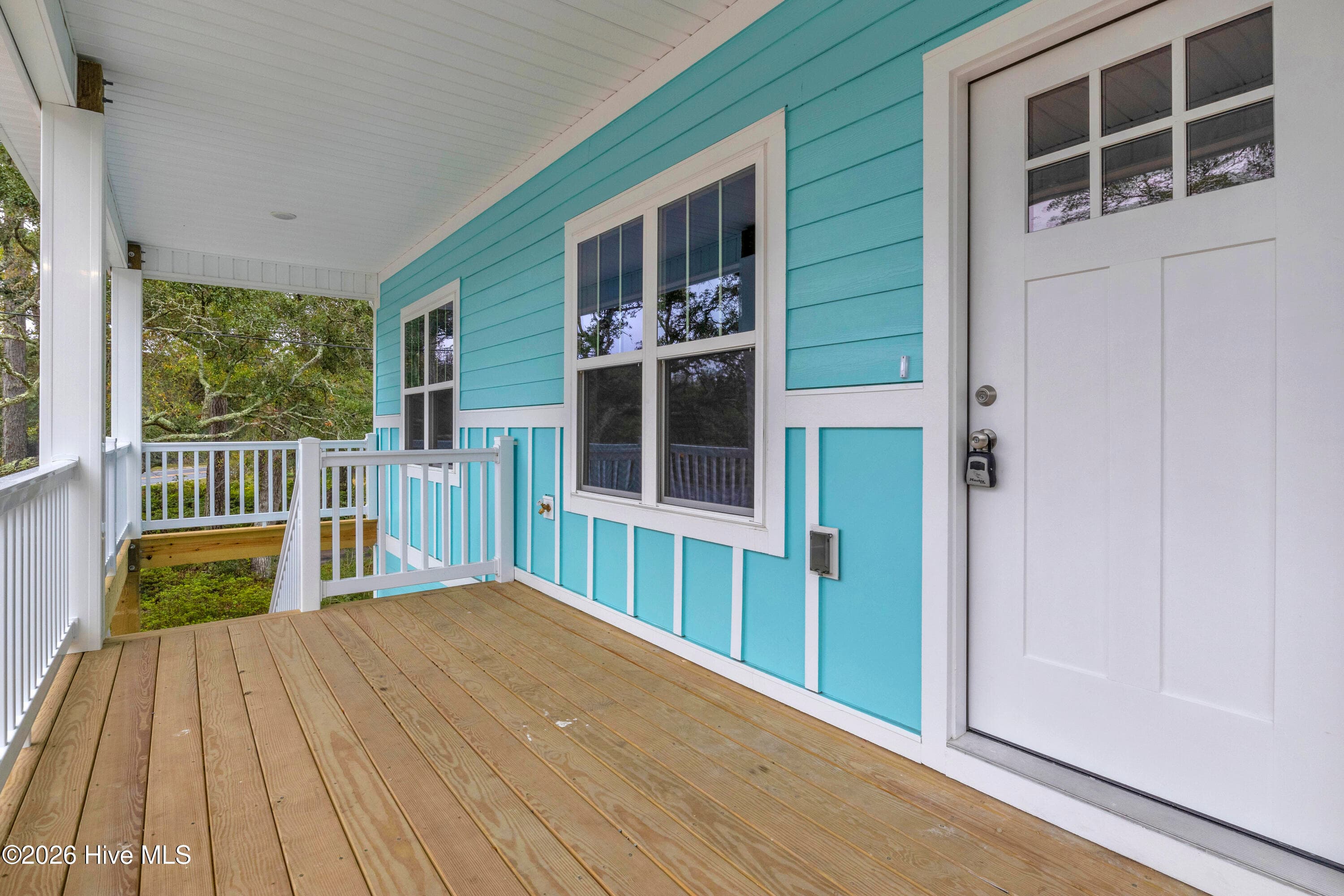 Single Family Residence at 3047 Old Ferry Road SW, Supply, NC 28462, photo 5 of 75