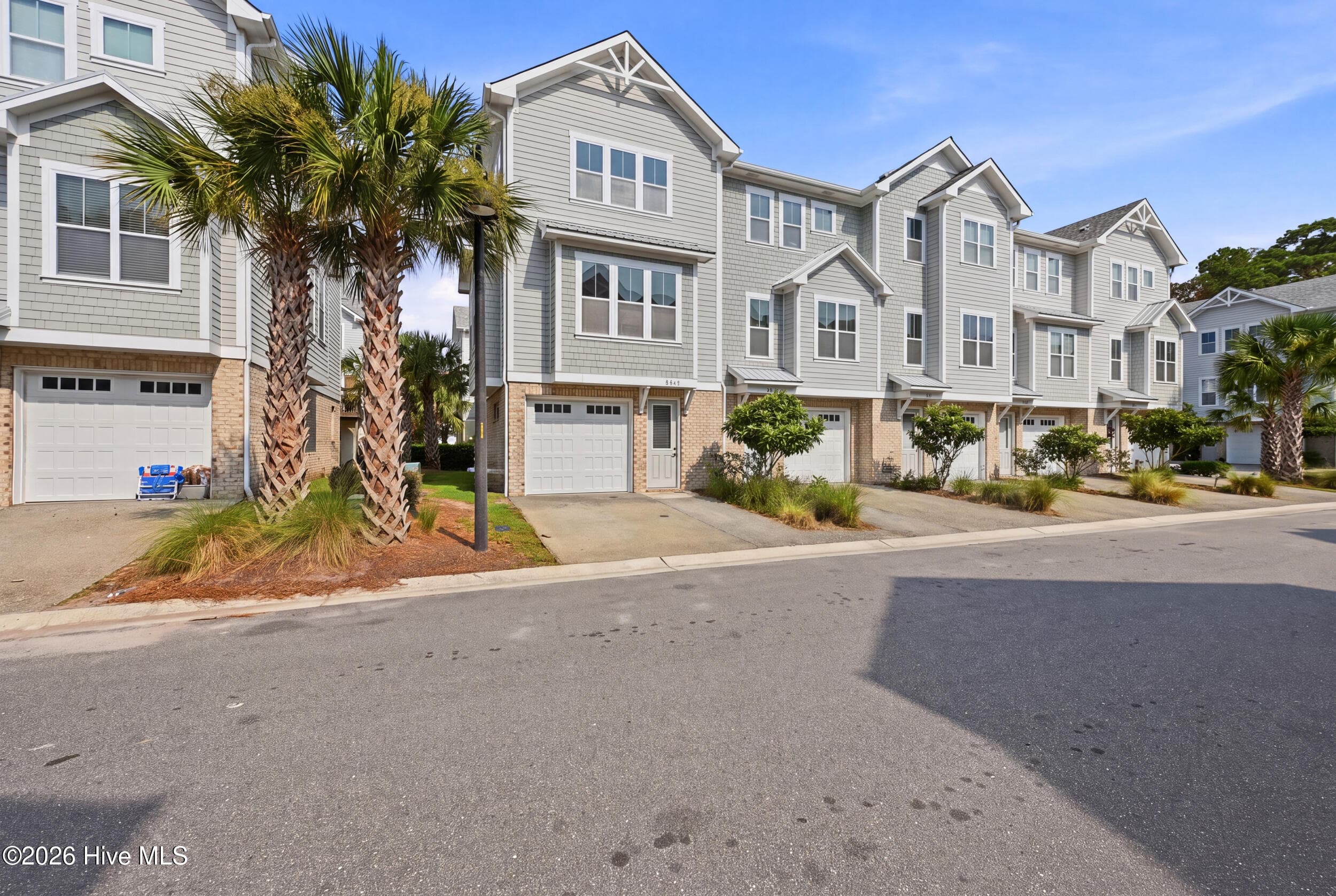 Townhouse at 6017 Richard Bradley Drive, Wilmington, NC 28409, photo 2 of 3