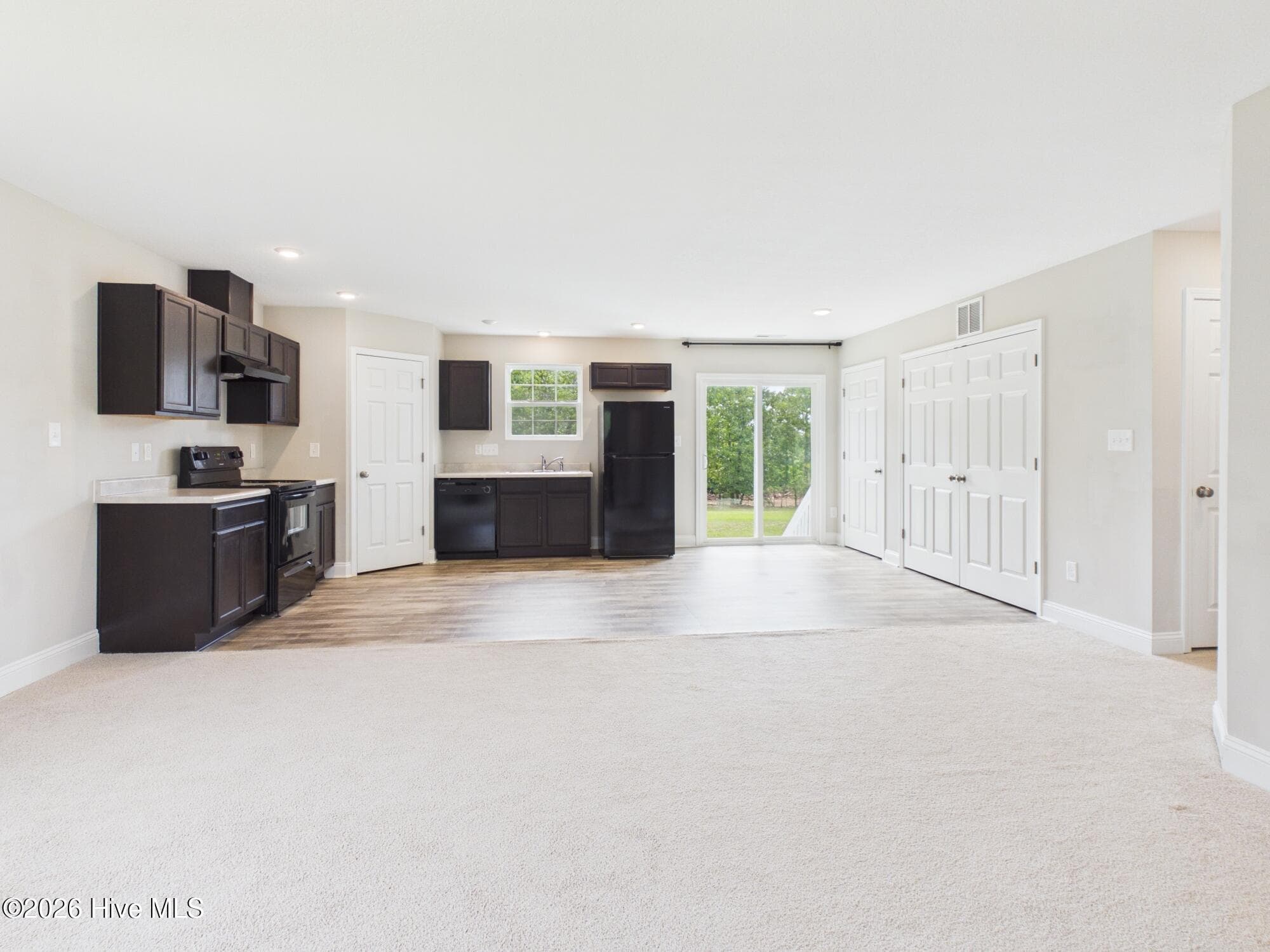 Single Family Residence at 117 Fawnwood Place, Carthage, NC 28327, photo 9 of 39