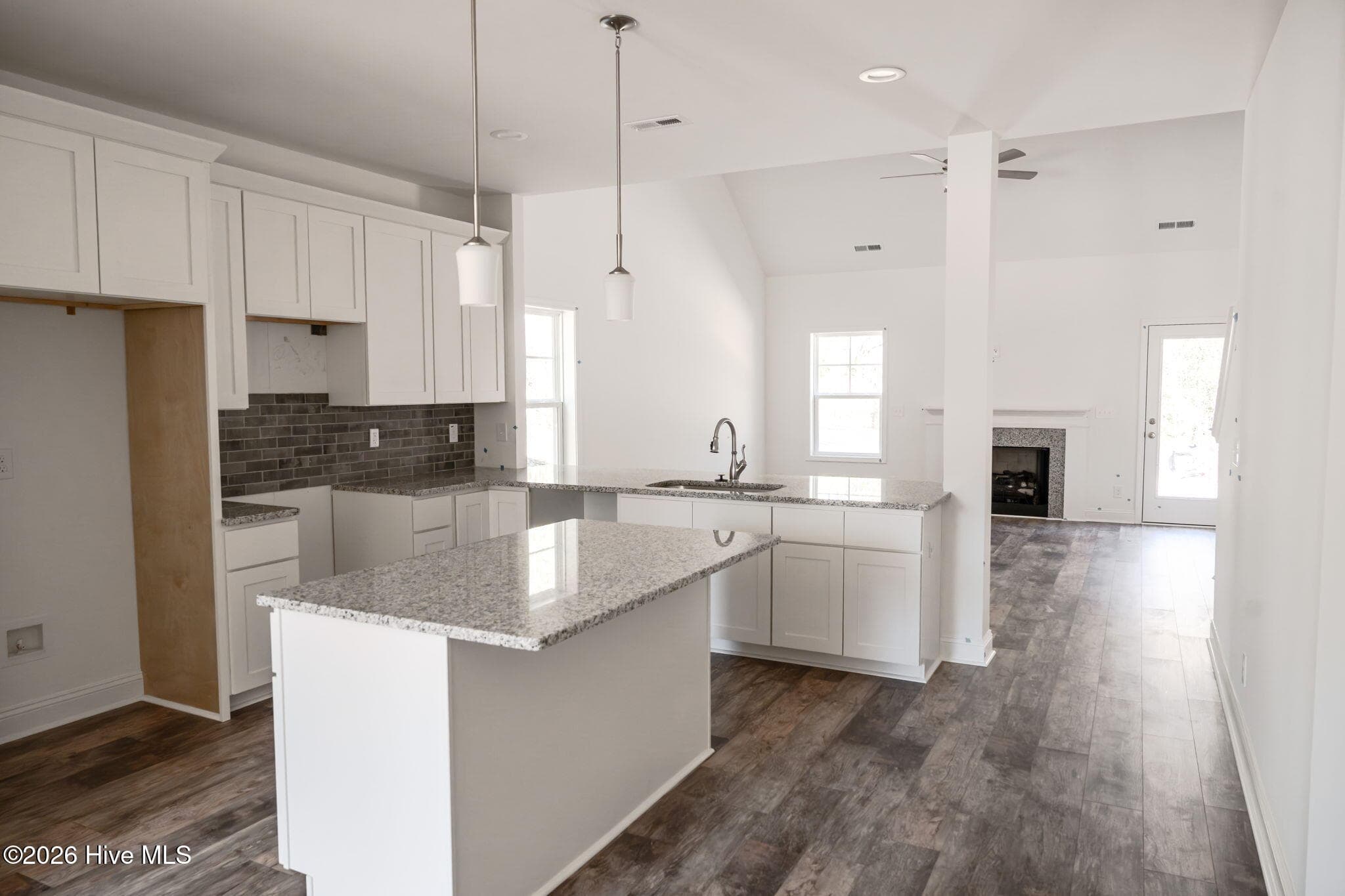 TELLURIDE LOT 04 - 'Berton' - 221 Telluride Court, Aberdeen, NC 28315
