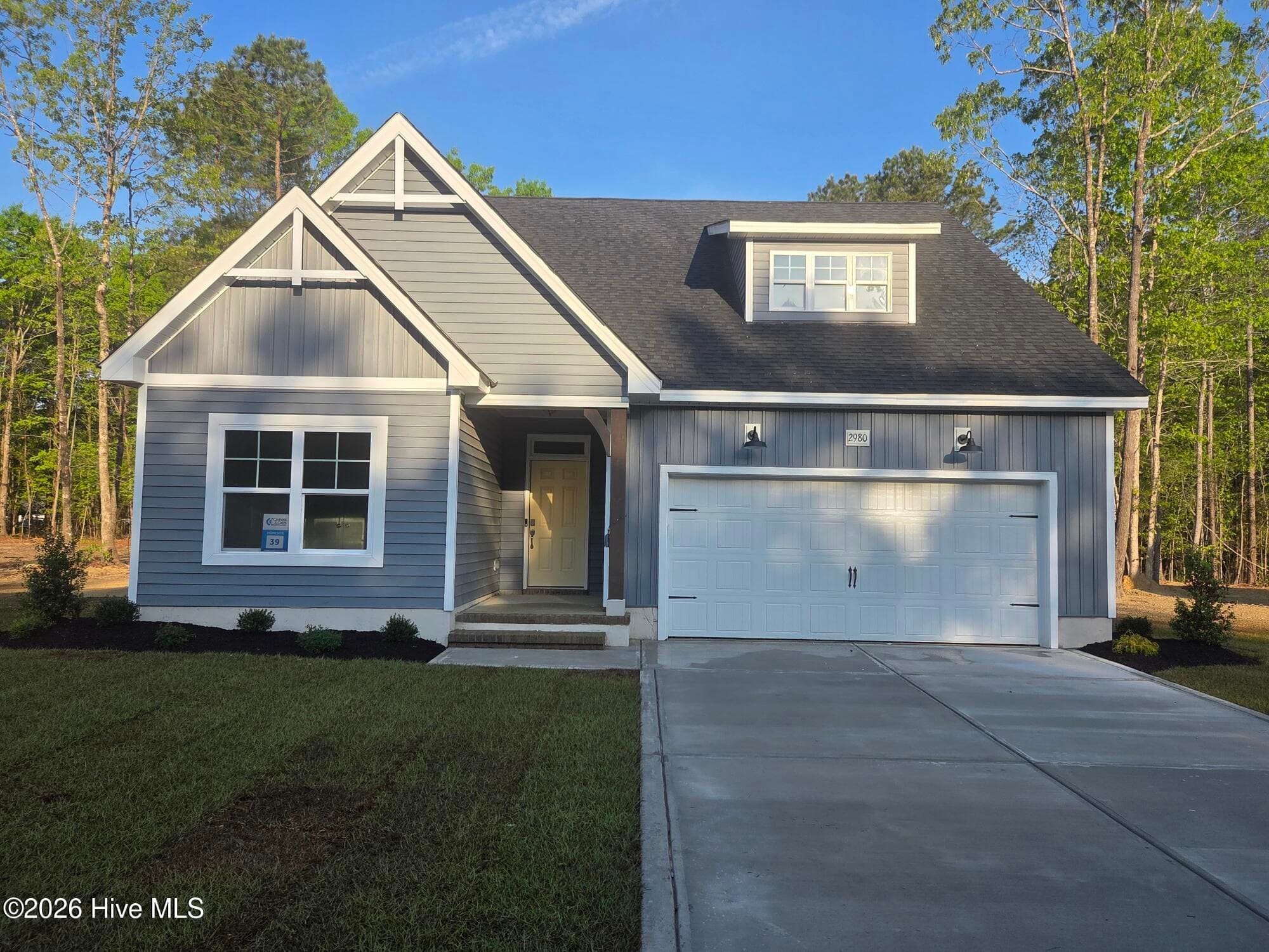 Single Family Residence at 2980 Tucker Hill Drive, Grimesland, NC 27837, photo 4 of 63