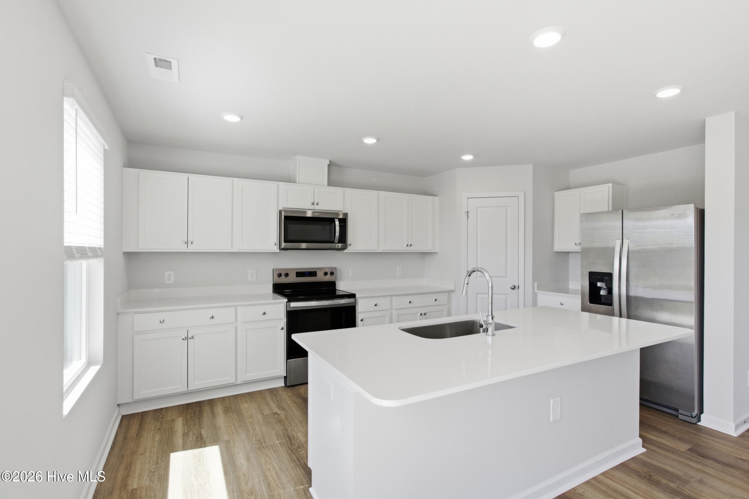 Single Family Residence at 171 N Squires Lane, Richlands, NC 28574, photo 15 of 43