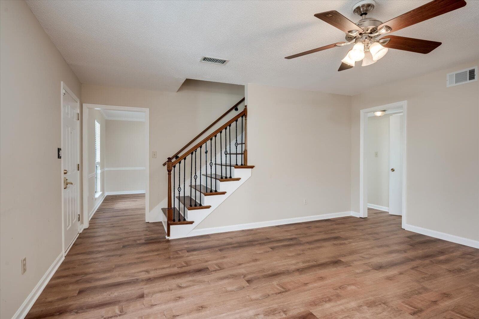 Single Family Residence at 2214 Pleasant Drive, Augusta, GA 30907, photo 6 of 31