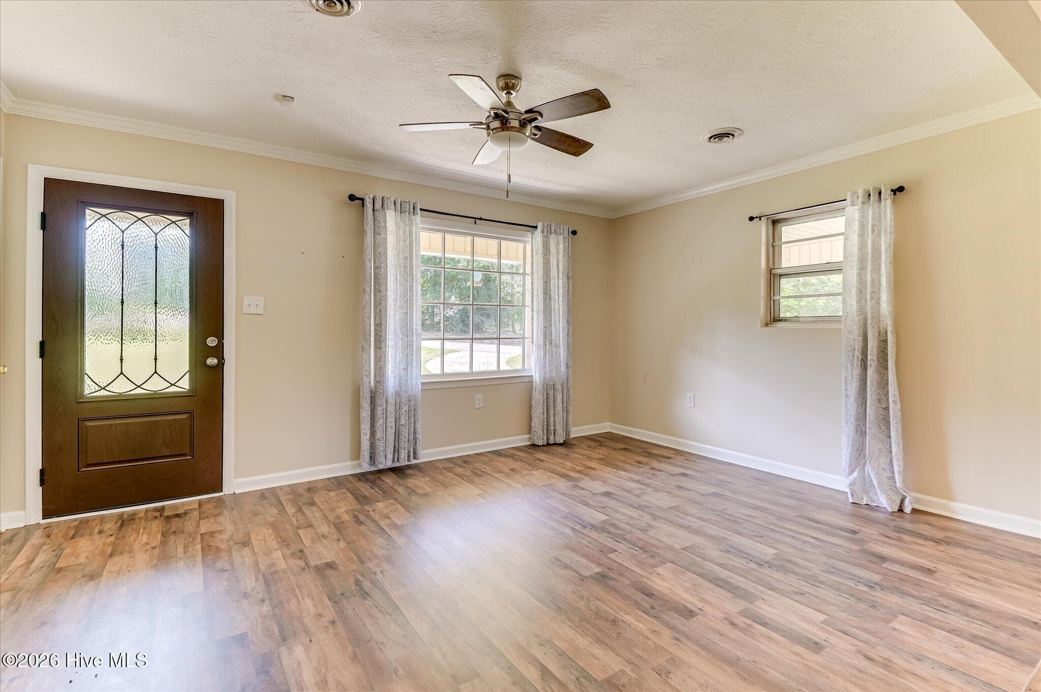 Single Family Residence at 301 Edgewood Drive, North Augusta, SC 29841, North Augusta, photo 6 of 37