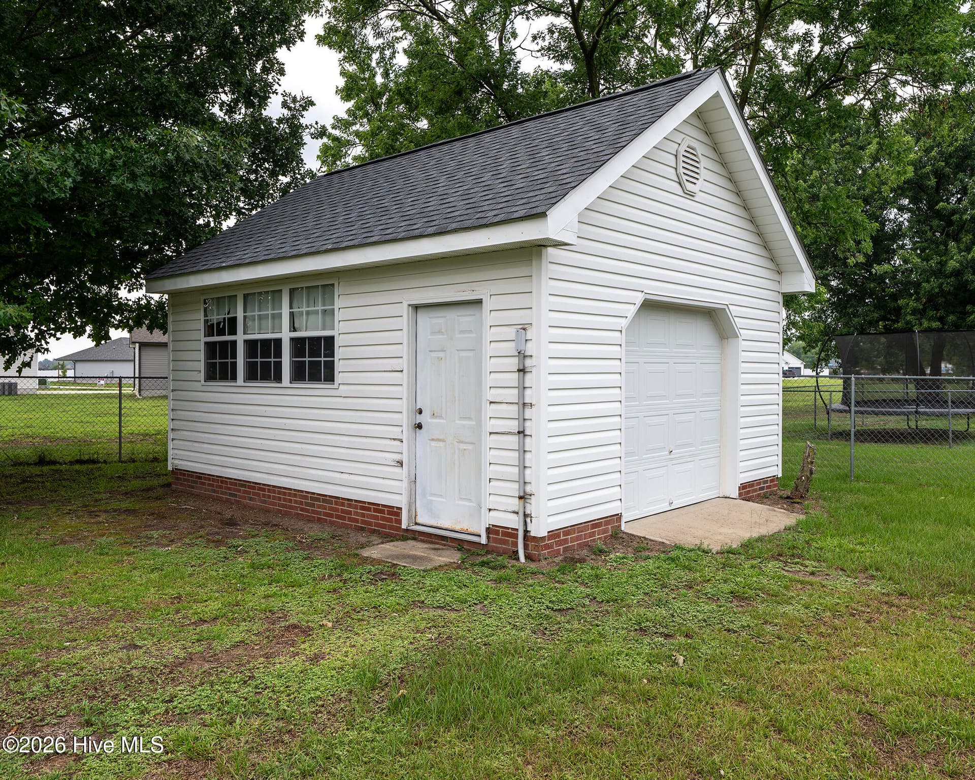 Detached Workshop - 104 Trawick Drive, La Grange, NC 28551