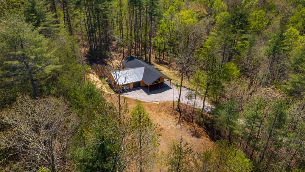 Single Family Residence at 342 Hunter Ridge, Murphy, NC 28906, photo 3 of 82