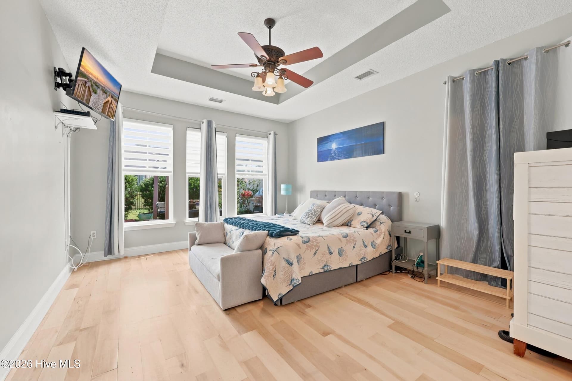 Single Family Residence at 694 Meadowbrook Lane NW, Calabash, NC 28467, photo 18 of 48