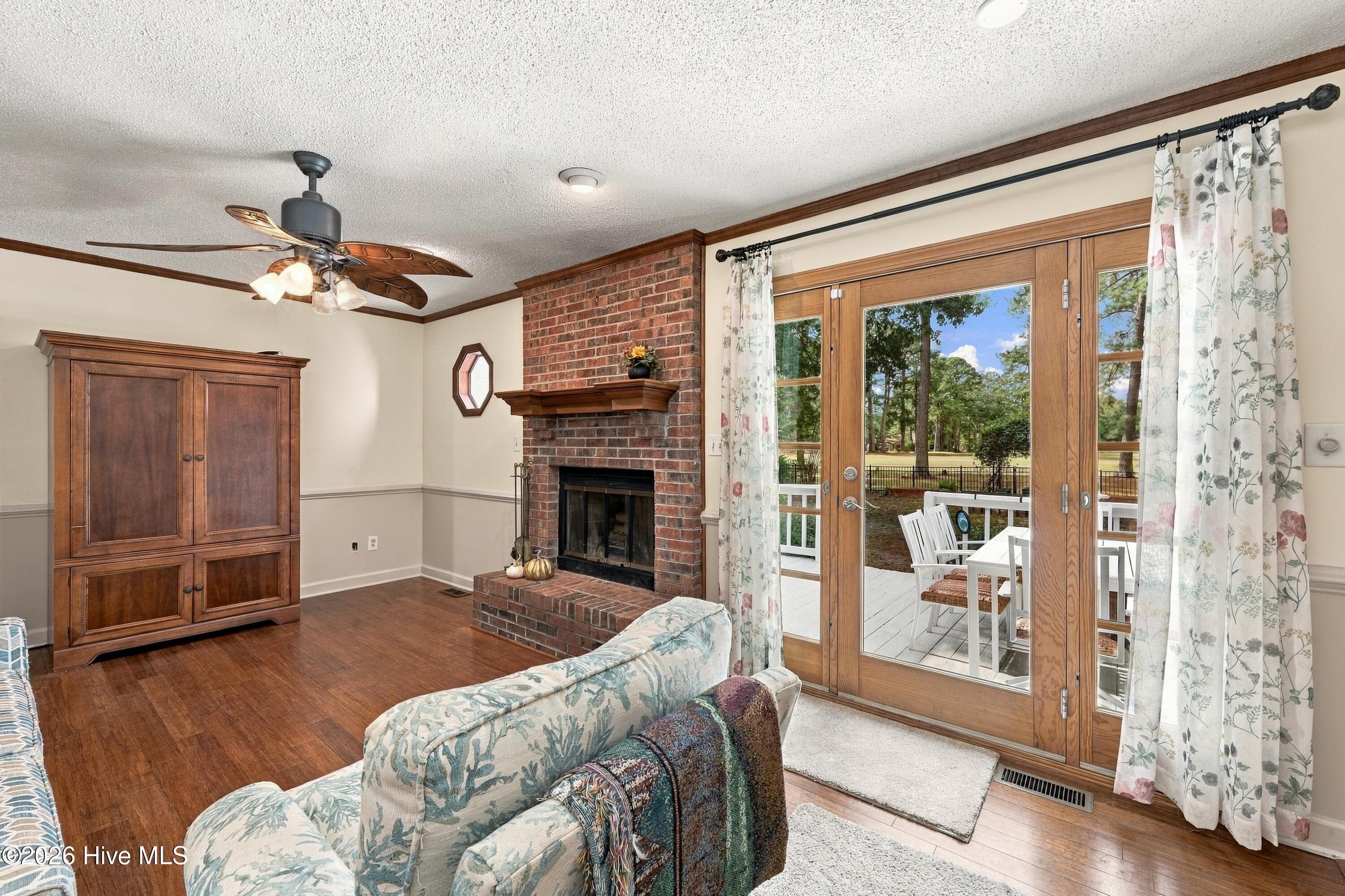 Single Family Residence at 715 Plantation Drive, New Bern, NC 28562, photo 12 of 53