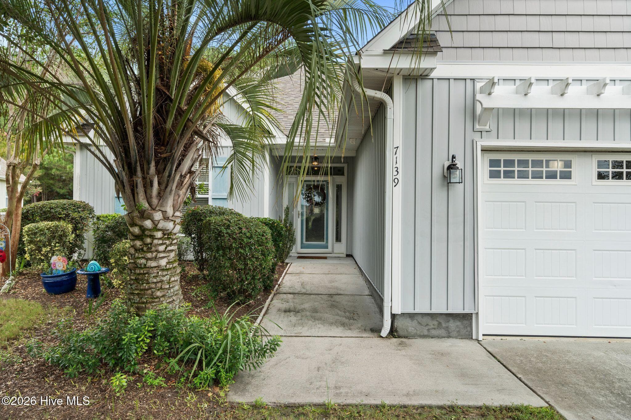 Single Family Residence at 7139 Bonaventure Street SW, Ocean Isle Beach, NC 28469, photo 4 of 65